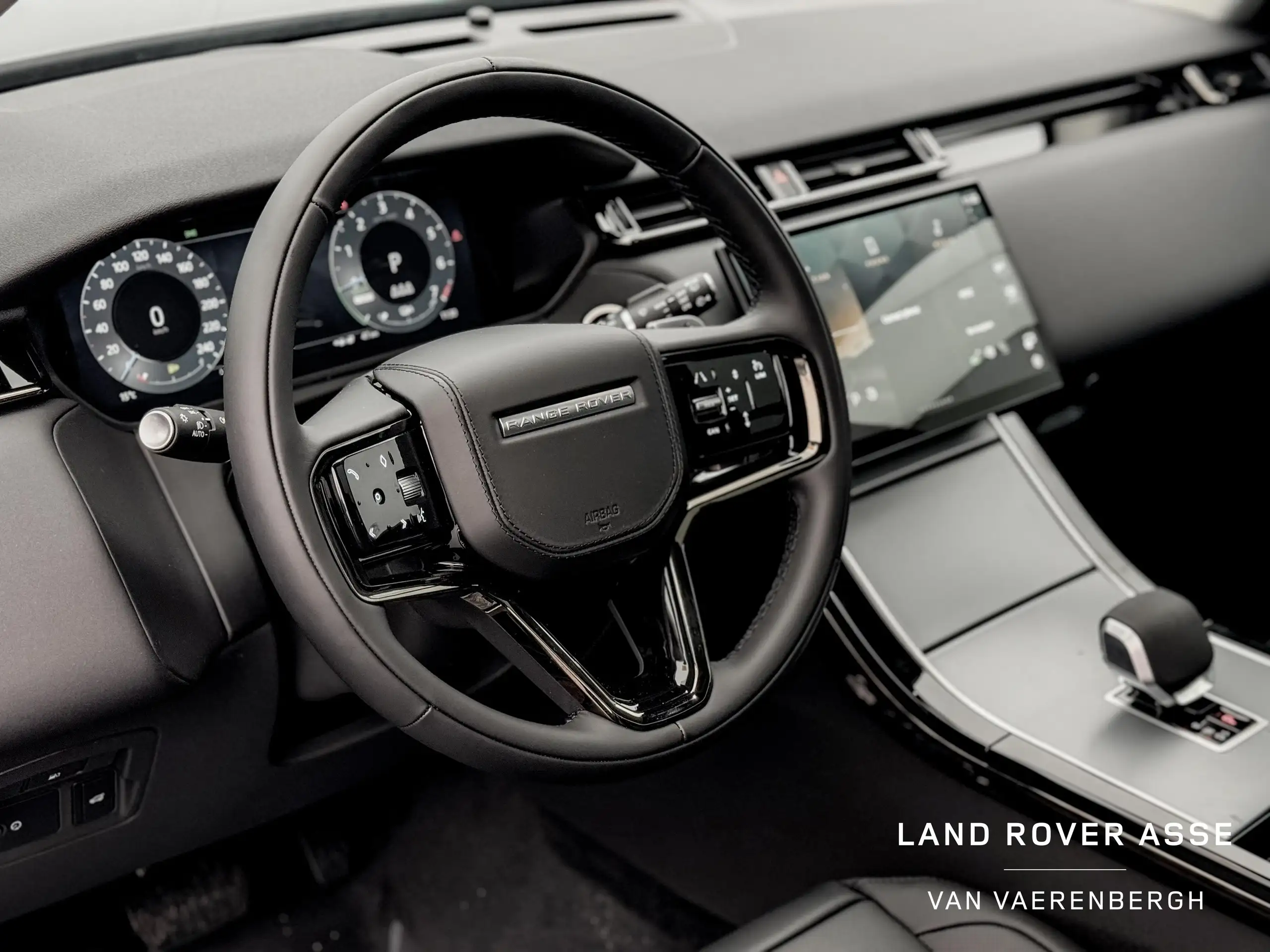 Land Rover - Range Rover Velar