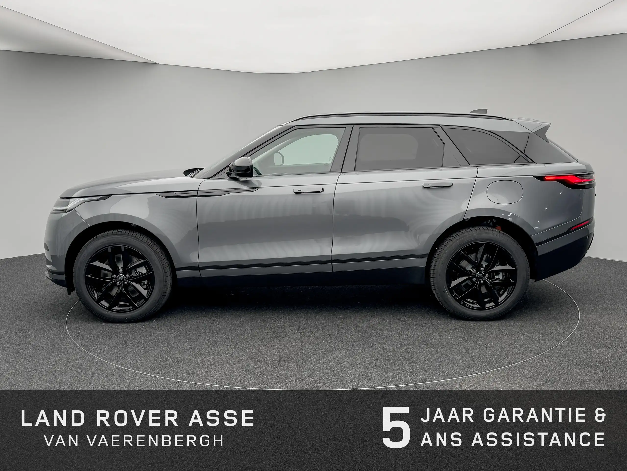 Land Rover - Range Rover Velar