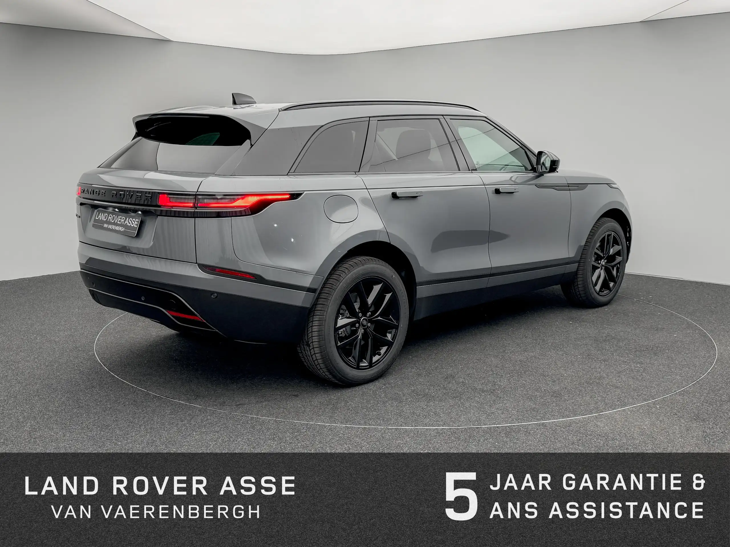 Land Rover - Range Rover Velar