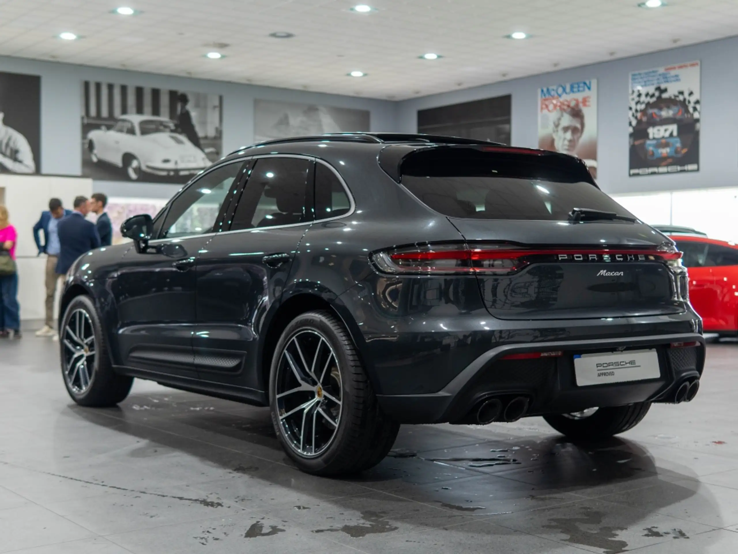 Porsche - Macan