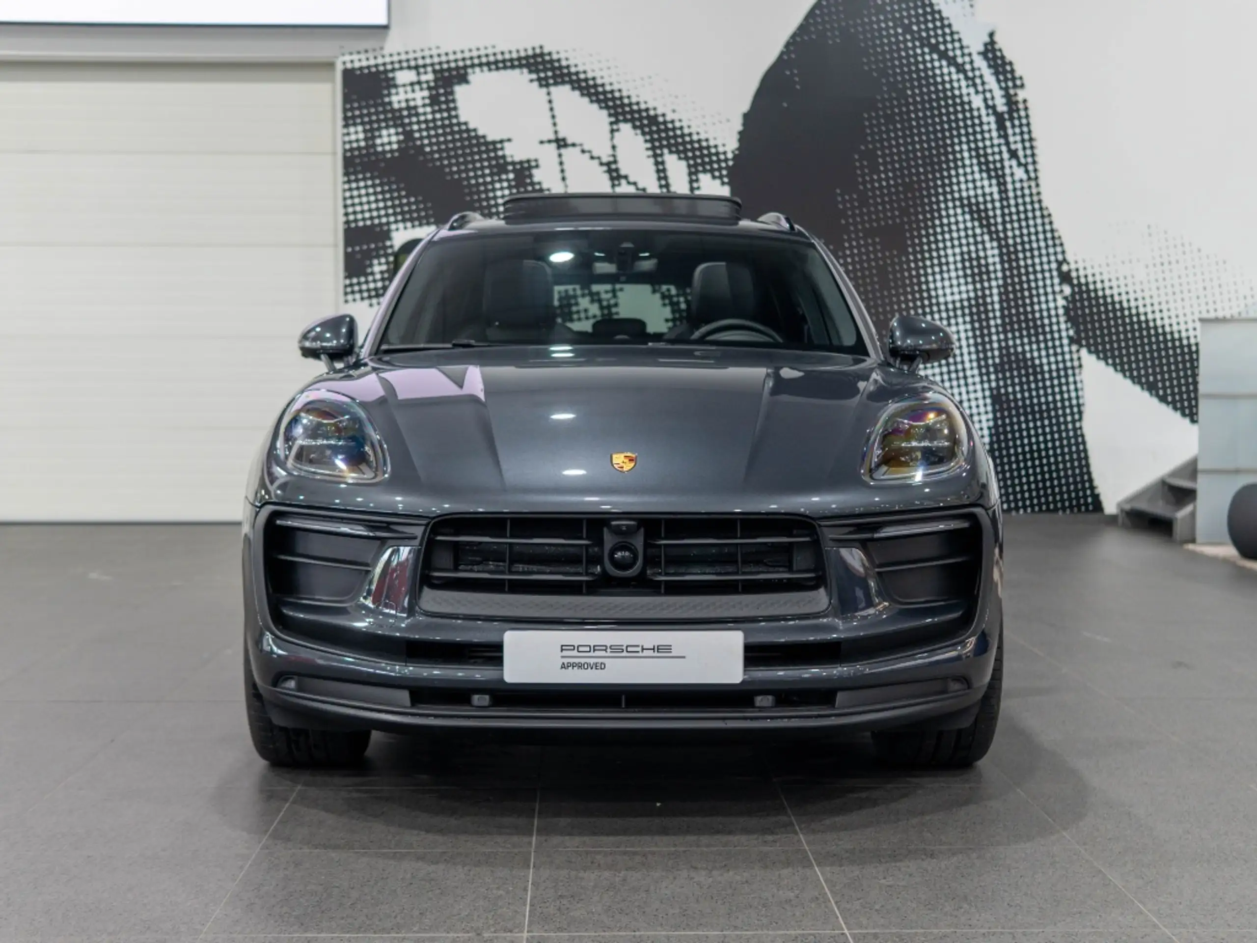 Porsche - Macan