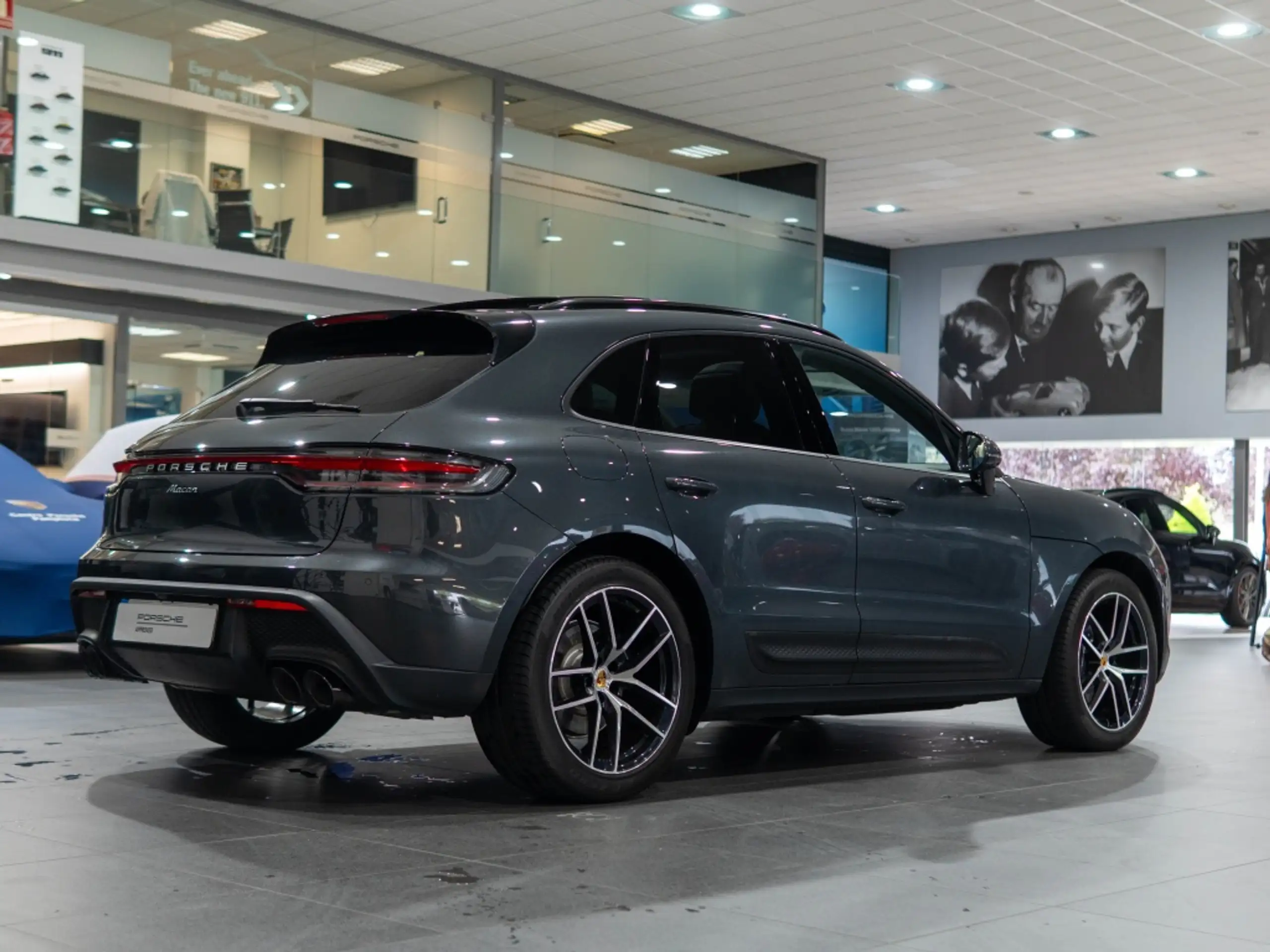 Porsche - Macan