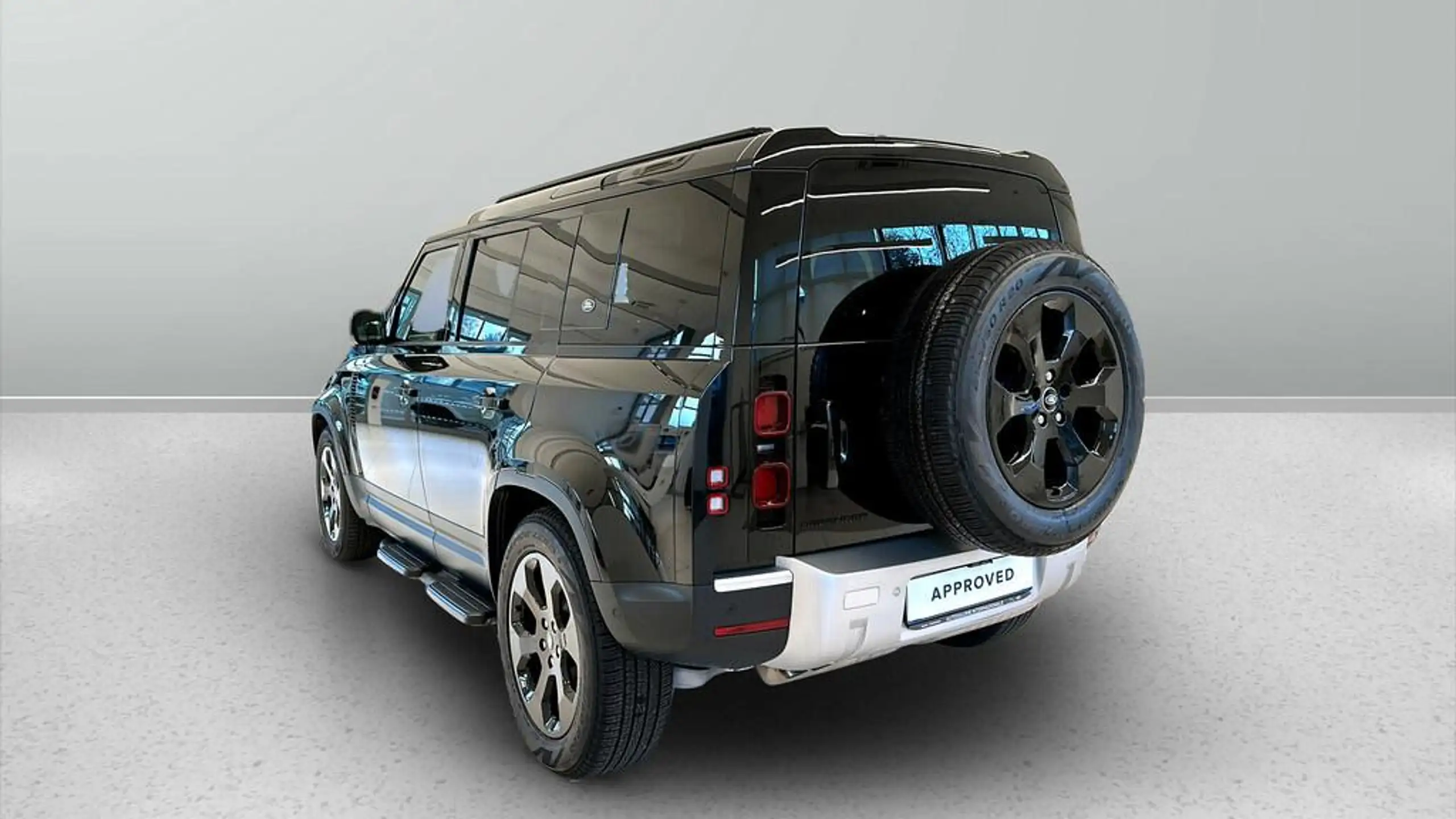 Land Rover - Defender