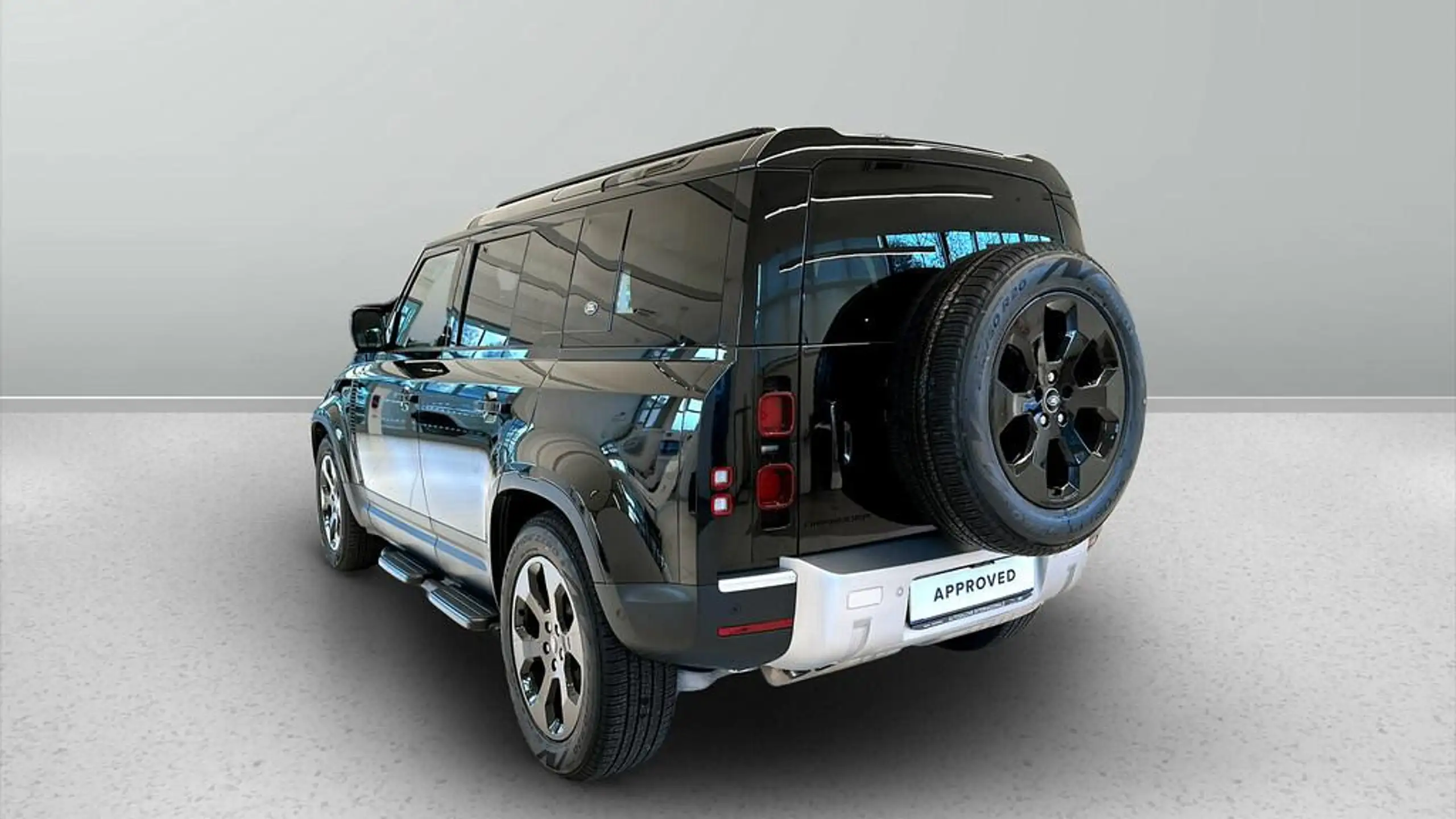 Land Rover - Defender