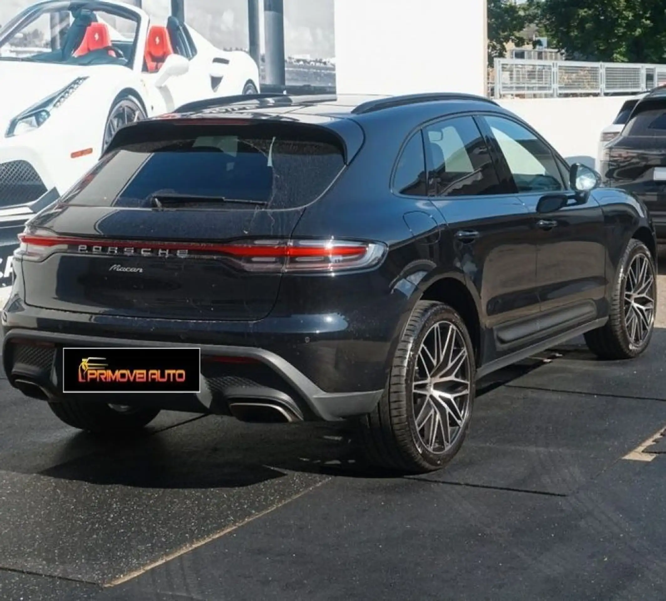 Porsche - Macan