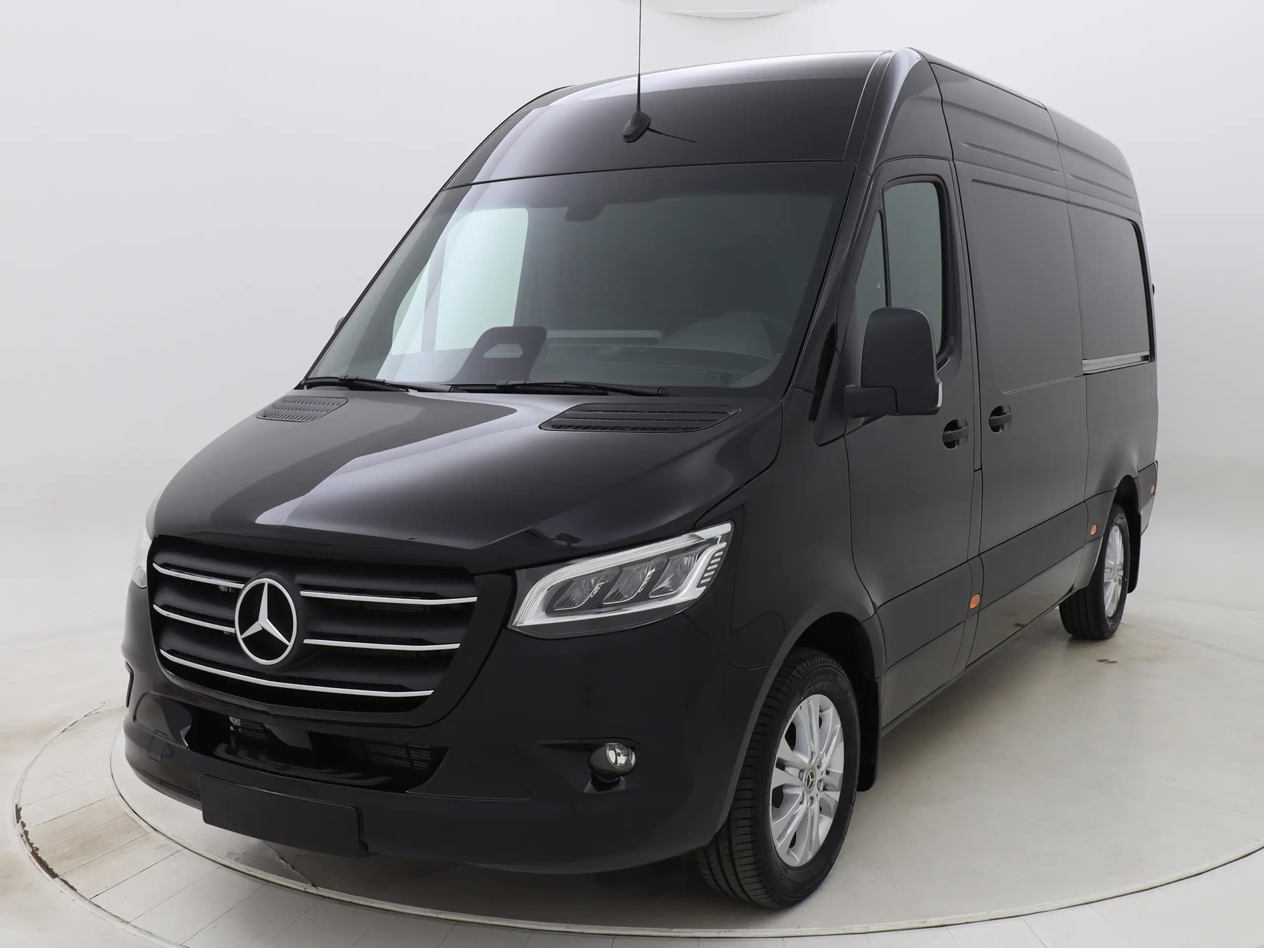 Mercedes-Benz - Sprinter