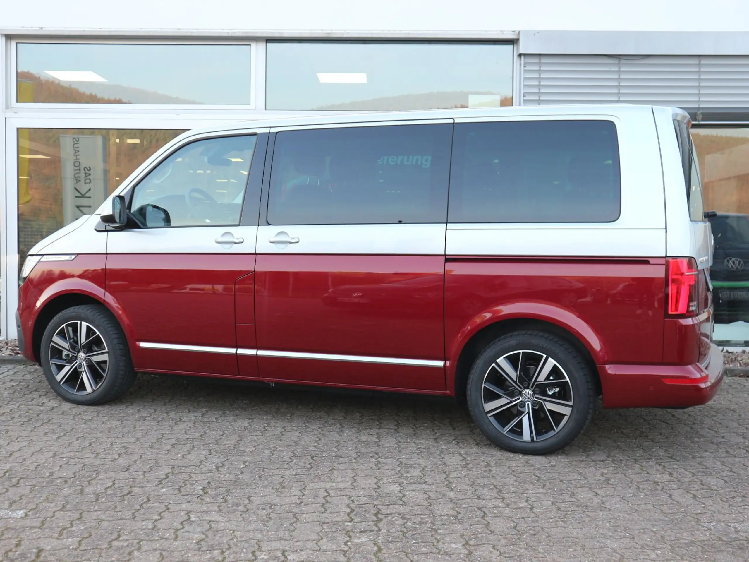 Volkswagen - T6.1 Multivan