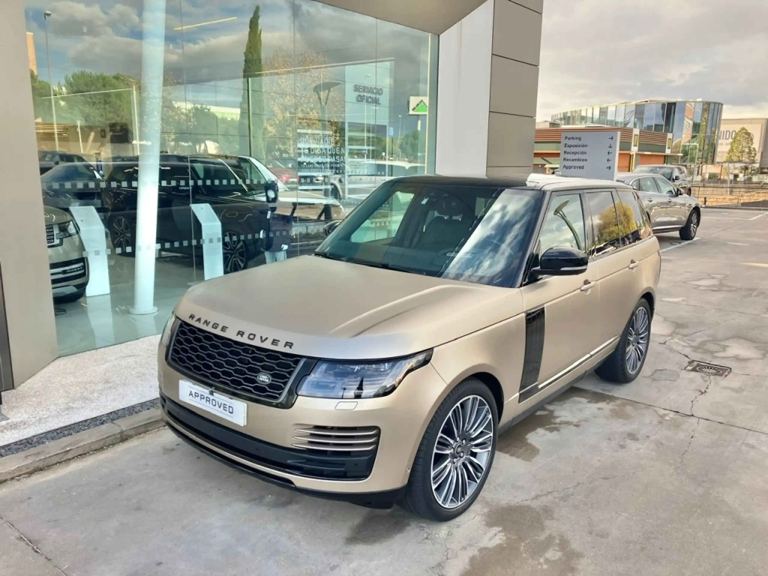 Land Rover - Range Rover