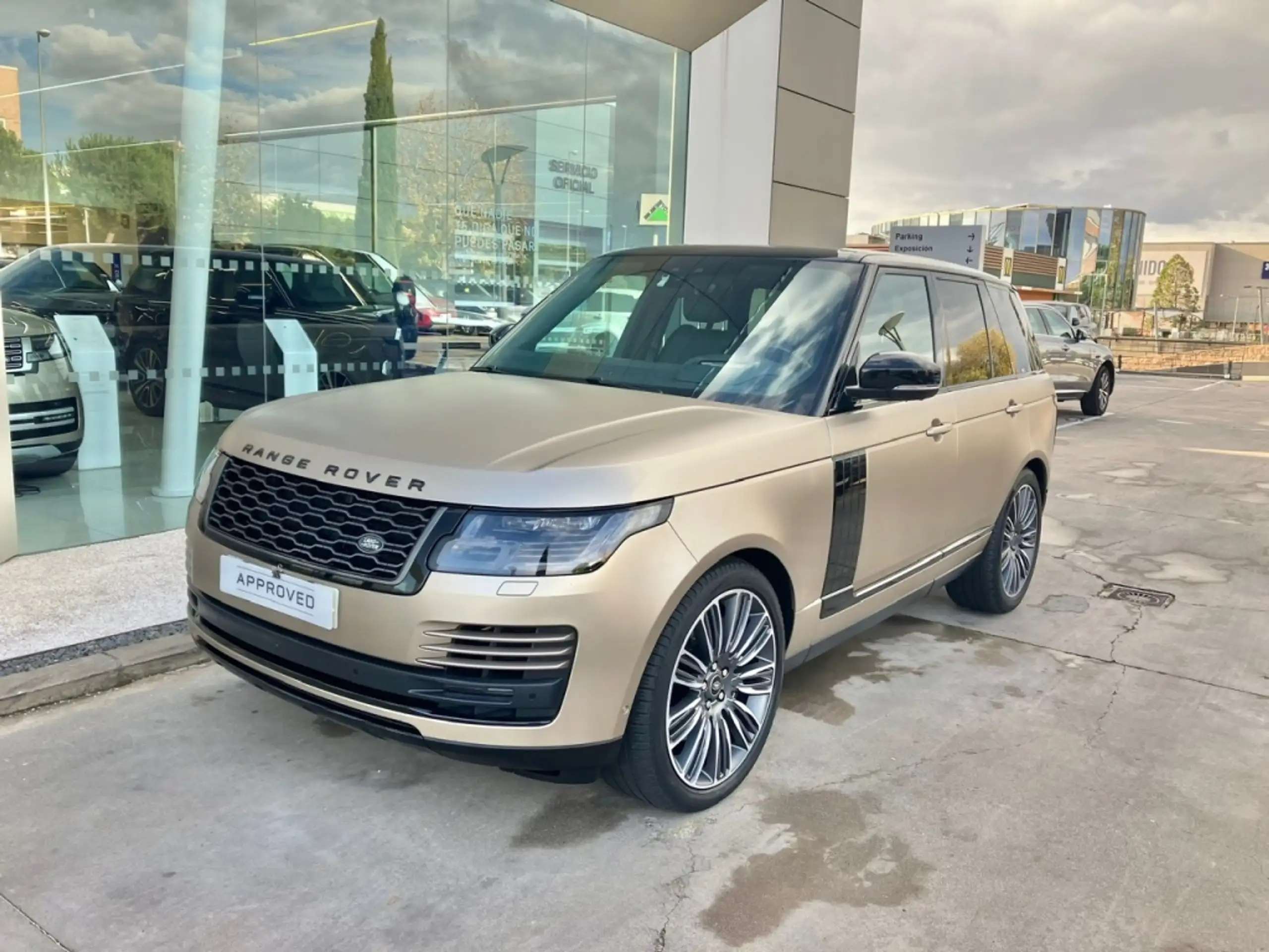 Land Rover - Range Rover