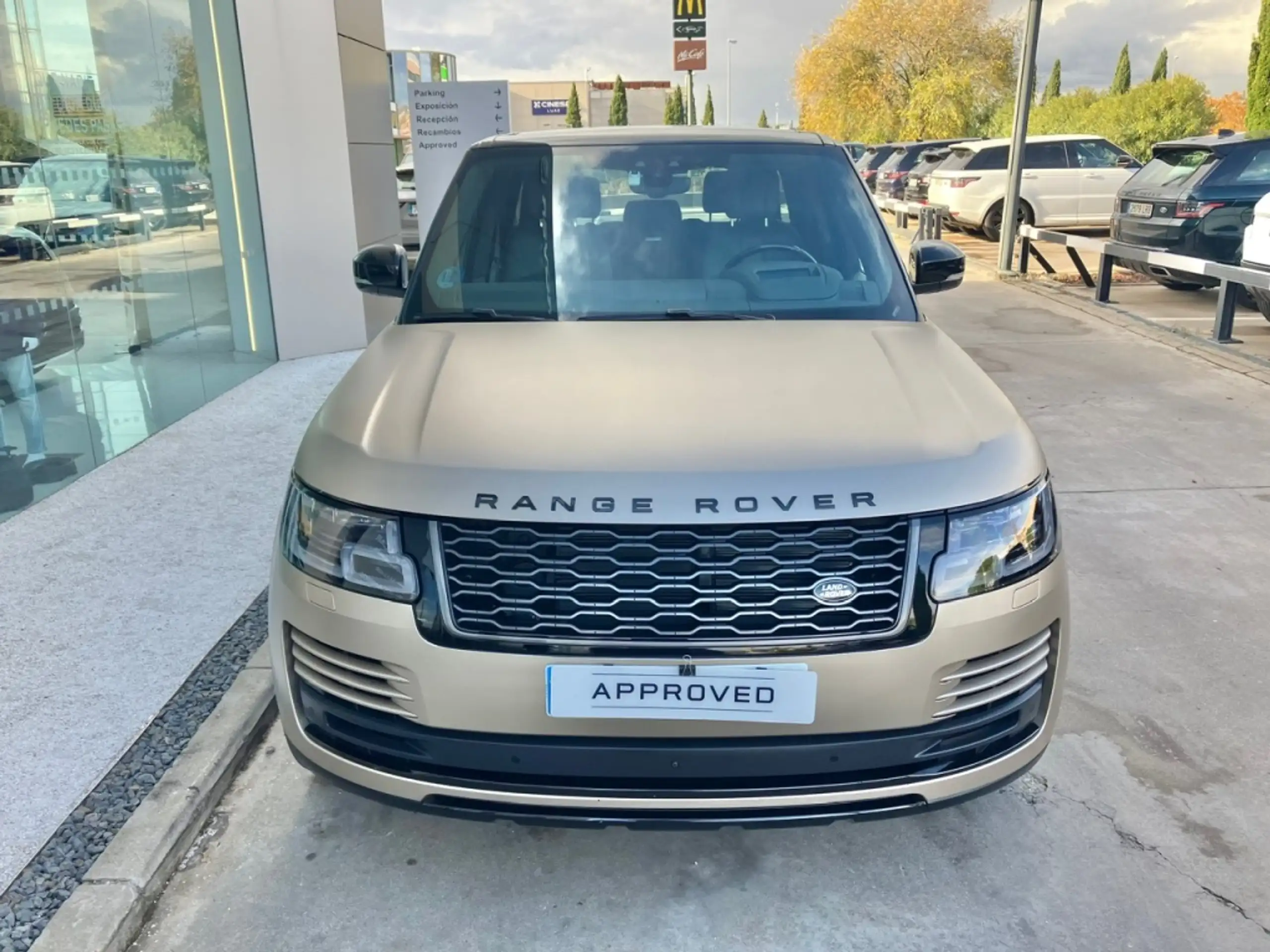 Land Rover - Range Rover