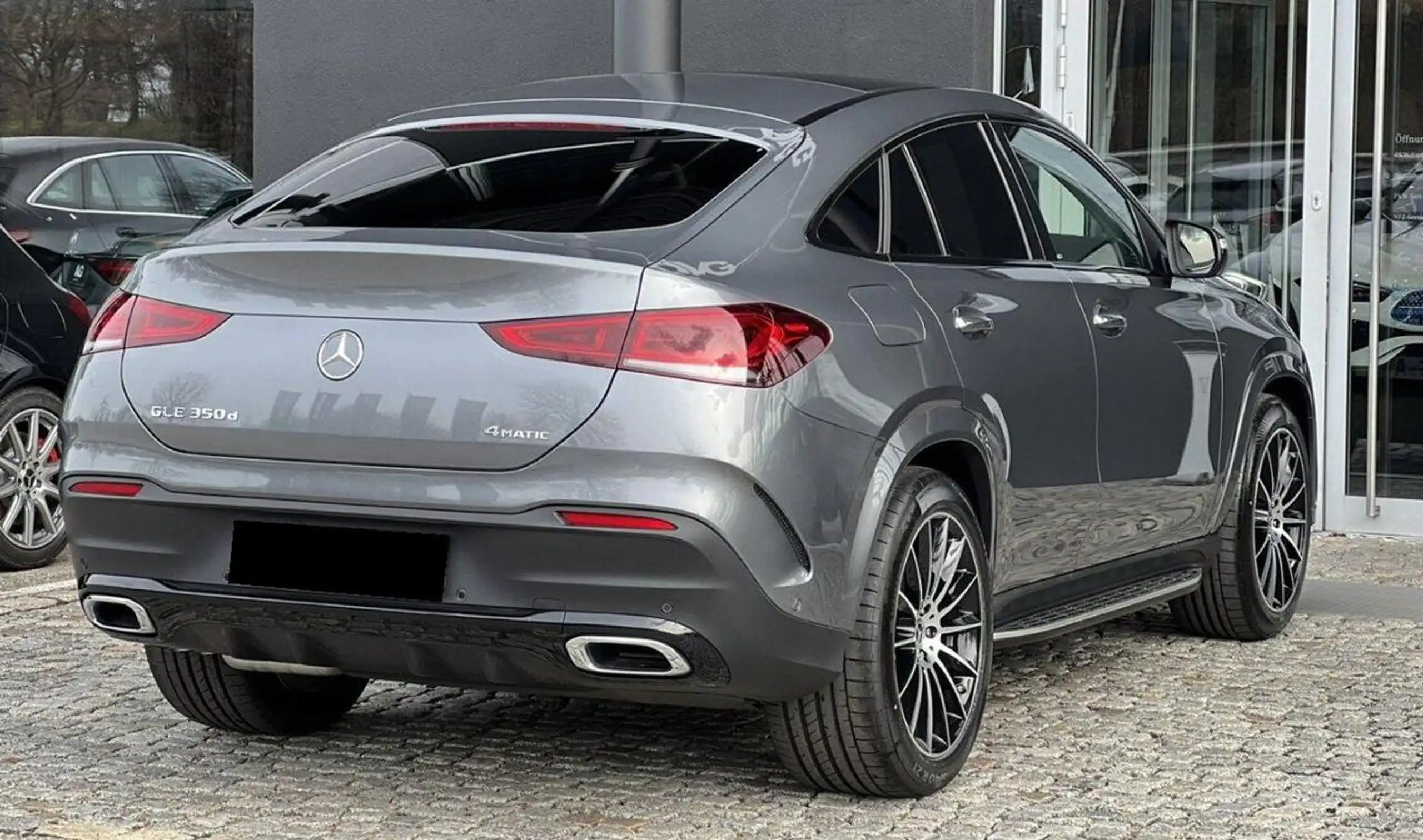 Mercedes-Benz - GLE 350