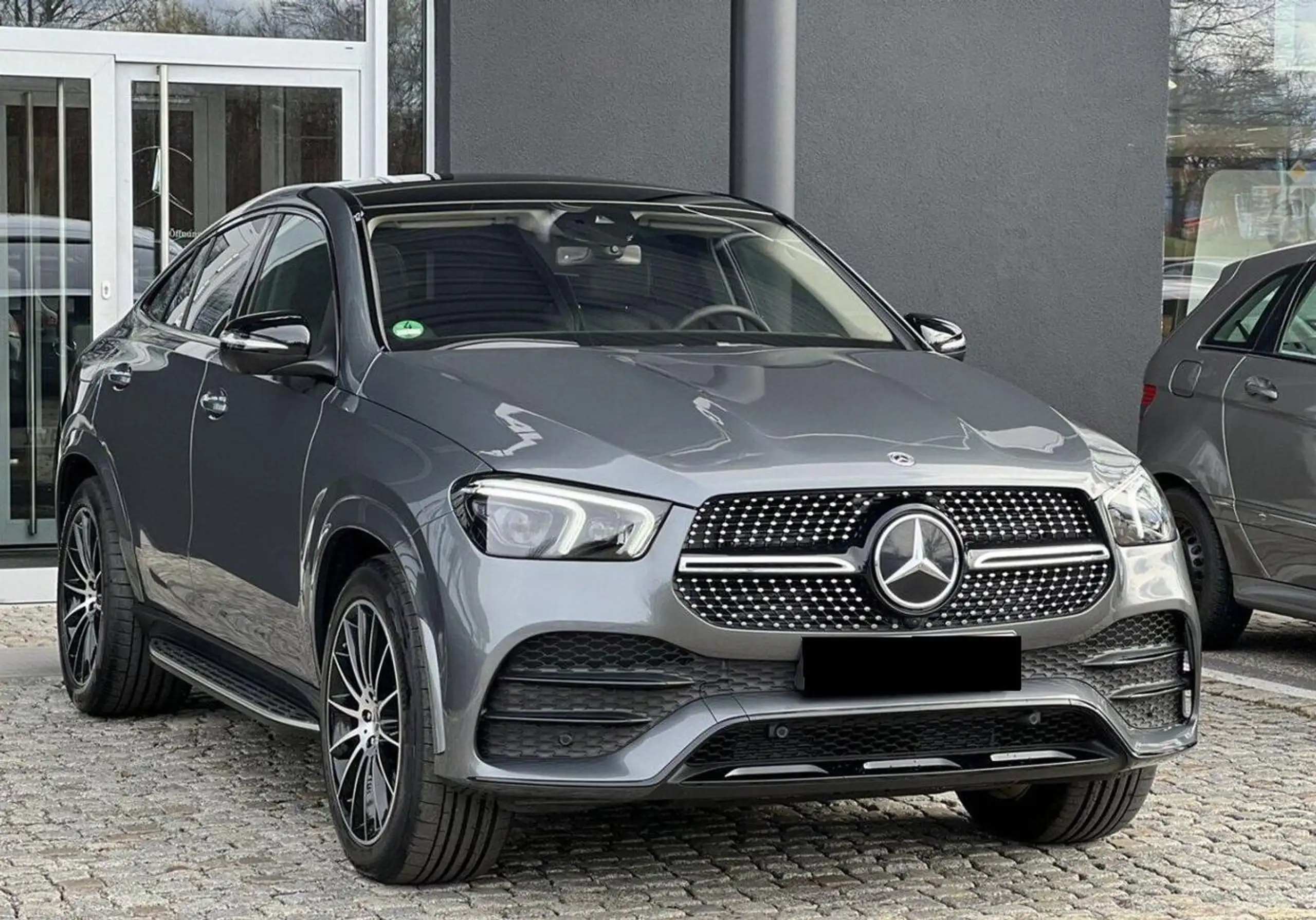 Mercedes-Benz - GLE 350