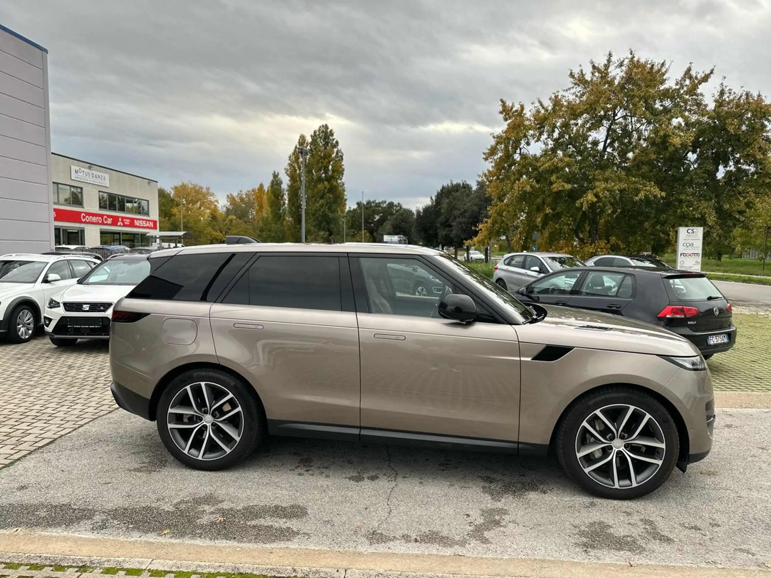 Land Rover - Range Rover Sport