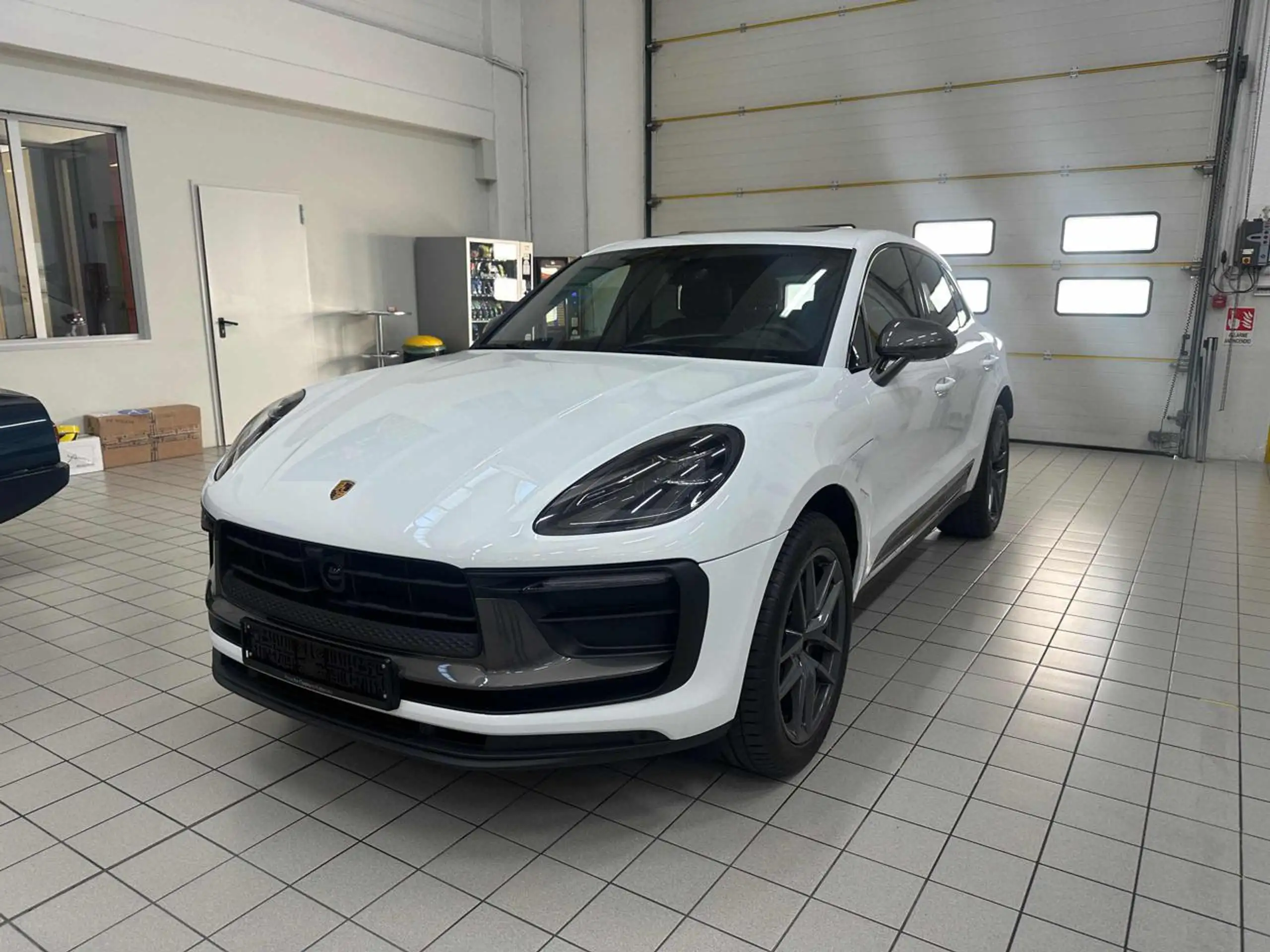 Porsche - Macan