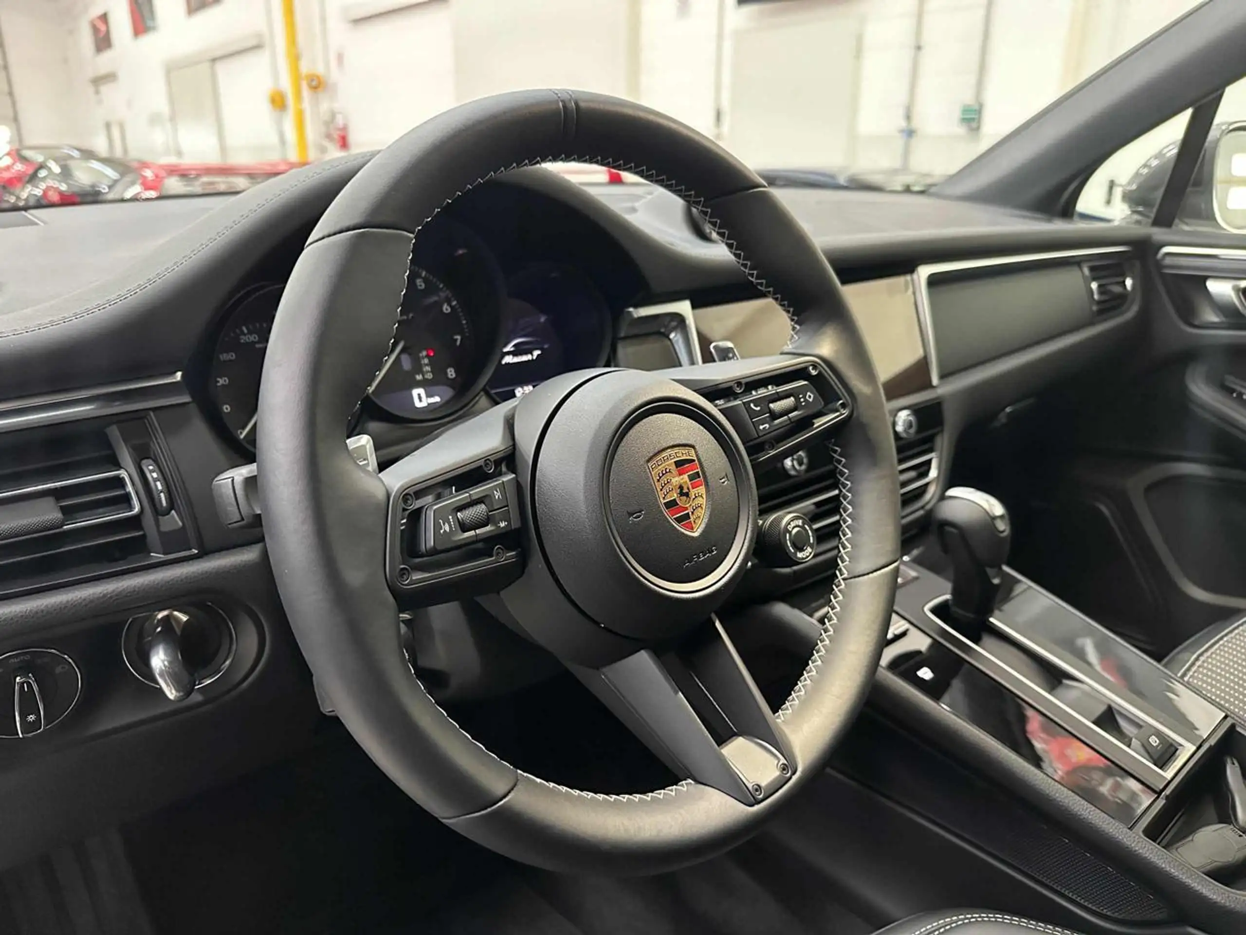 Porsche - Macan