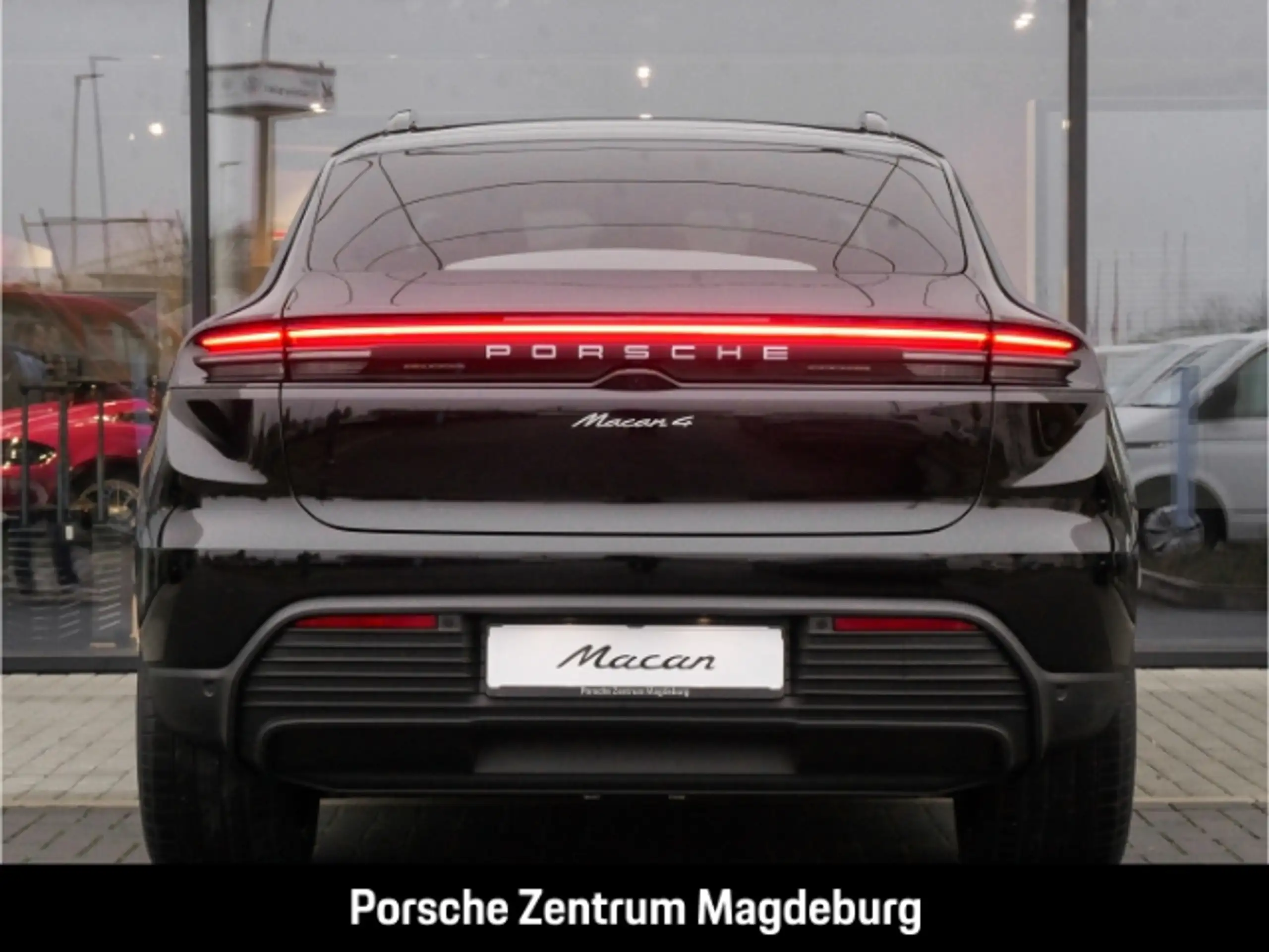 Porsche - Macan