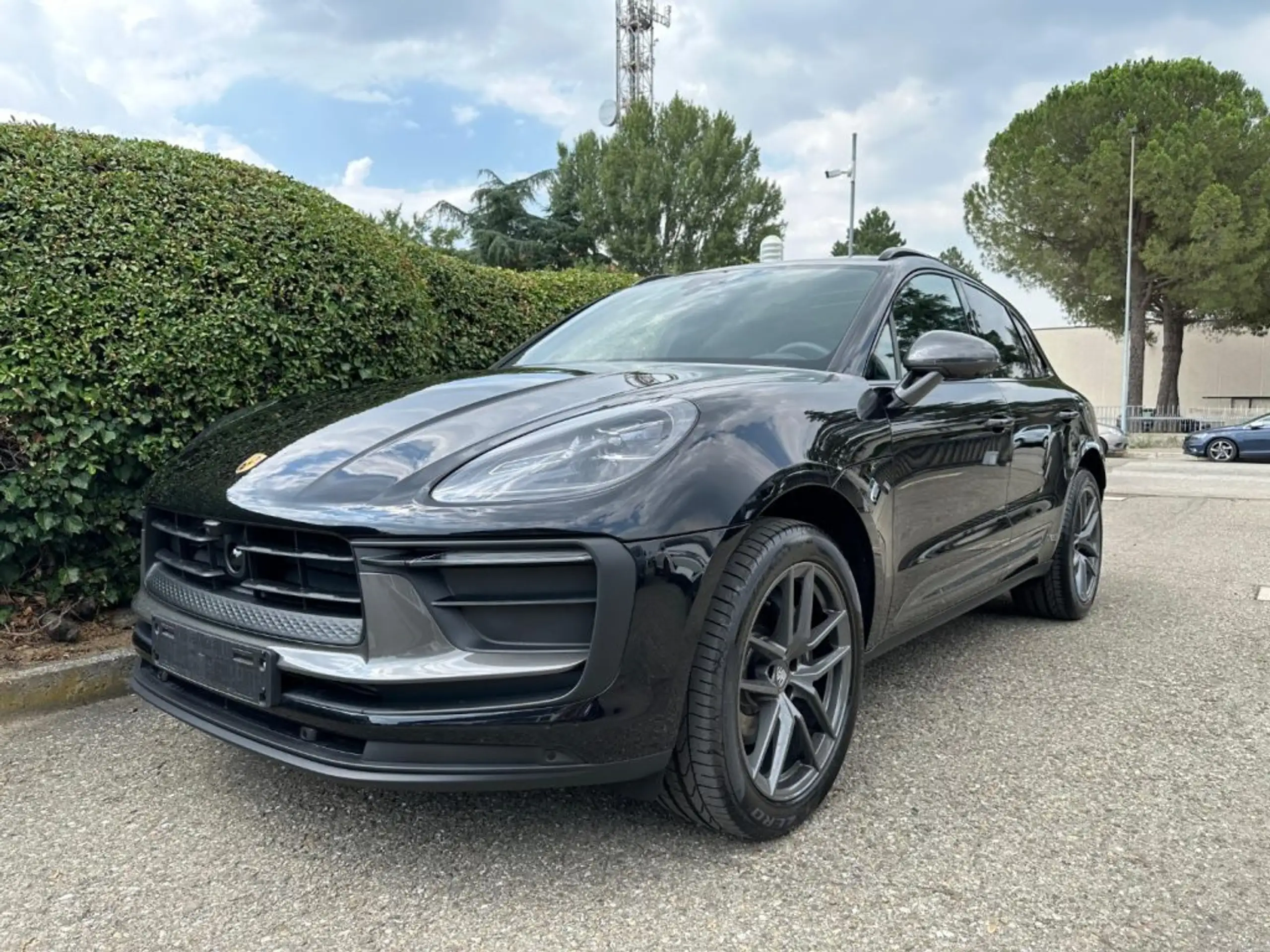 Porsche - Macan