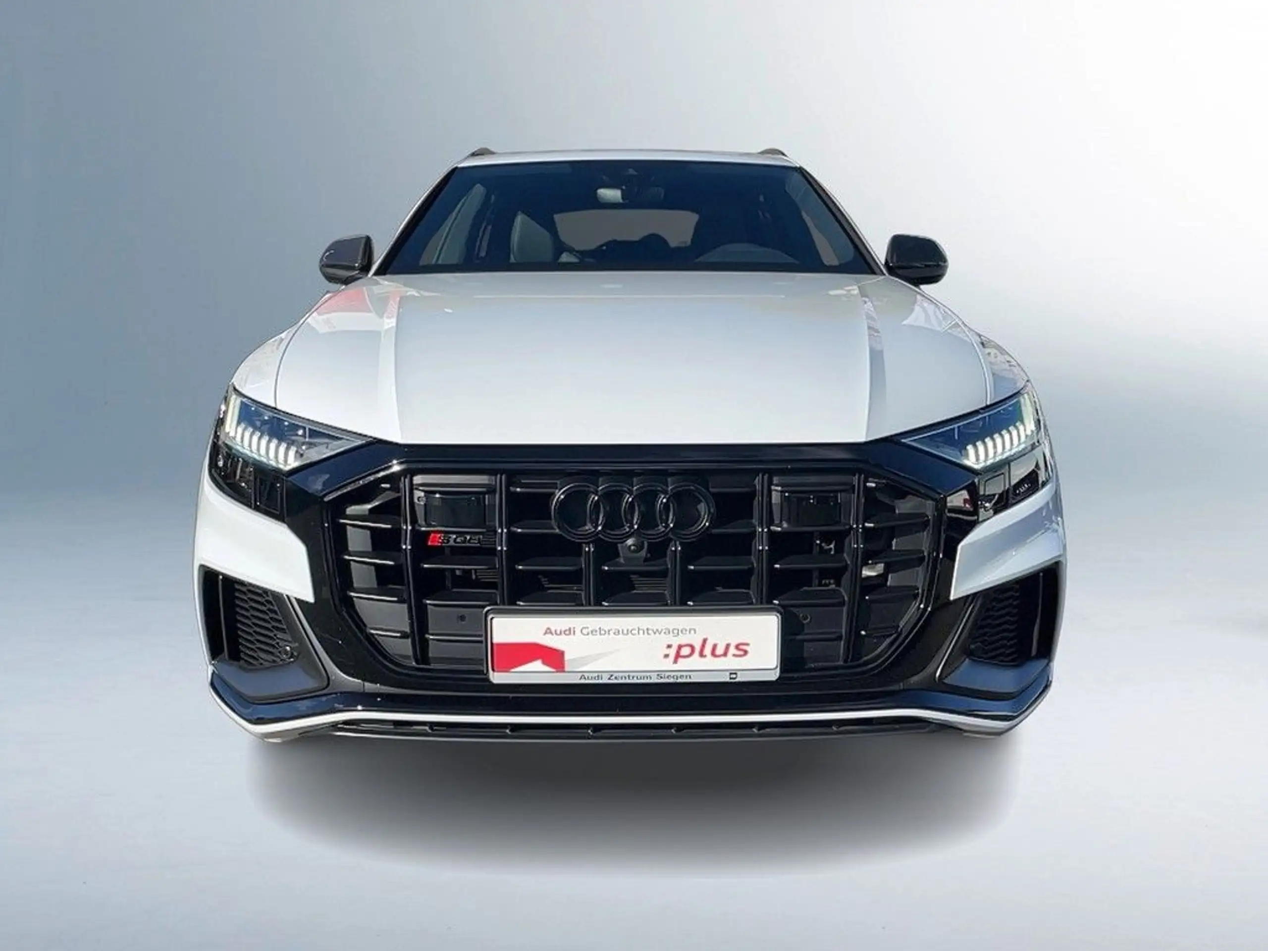 Audi - SQ8