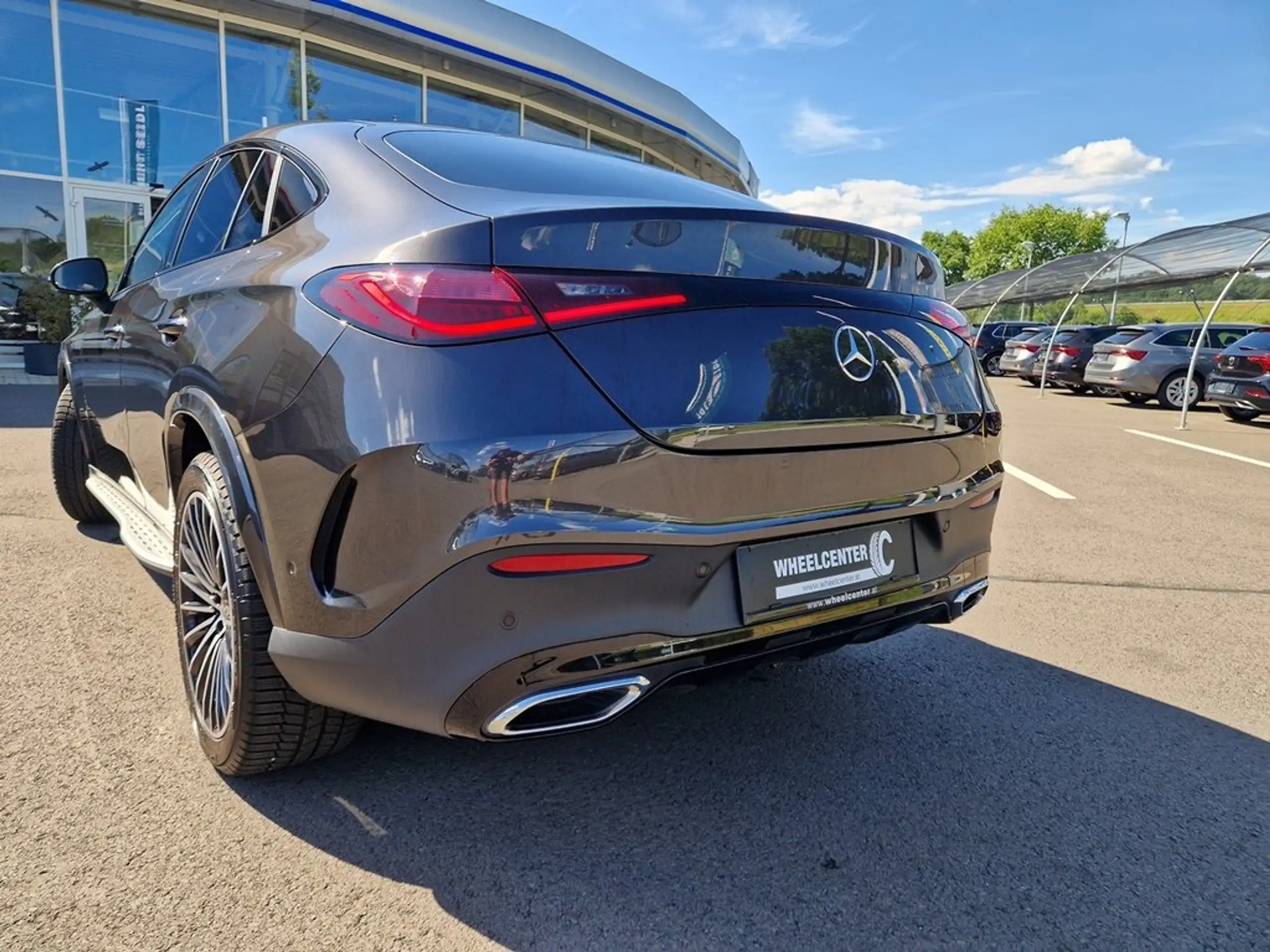 Mercedes-Benz - GLC 220