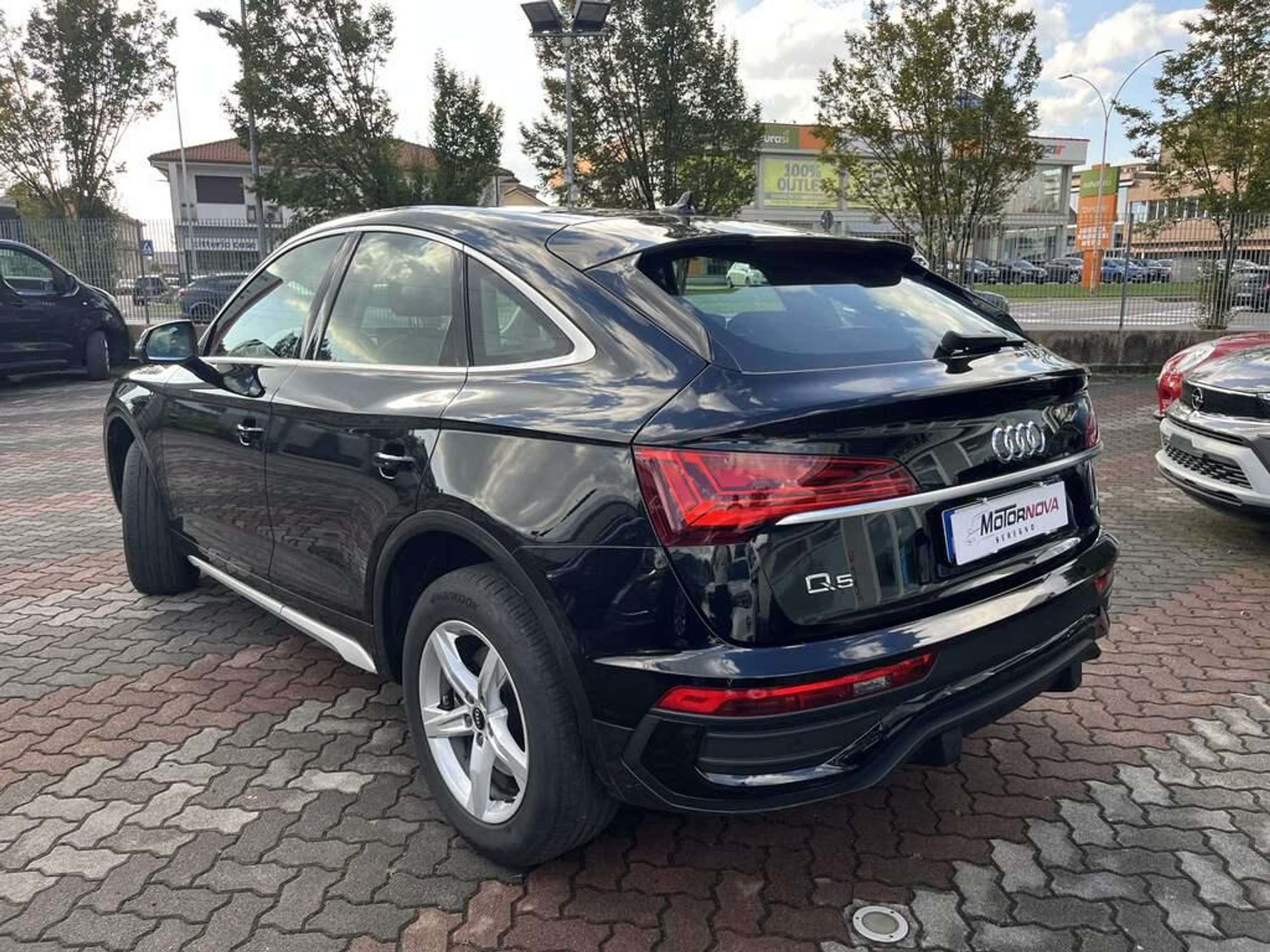 Audi - Q5