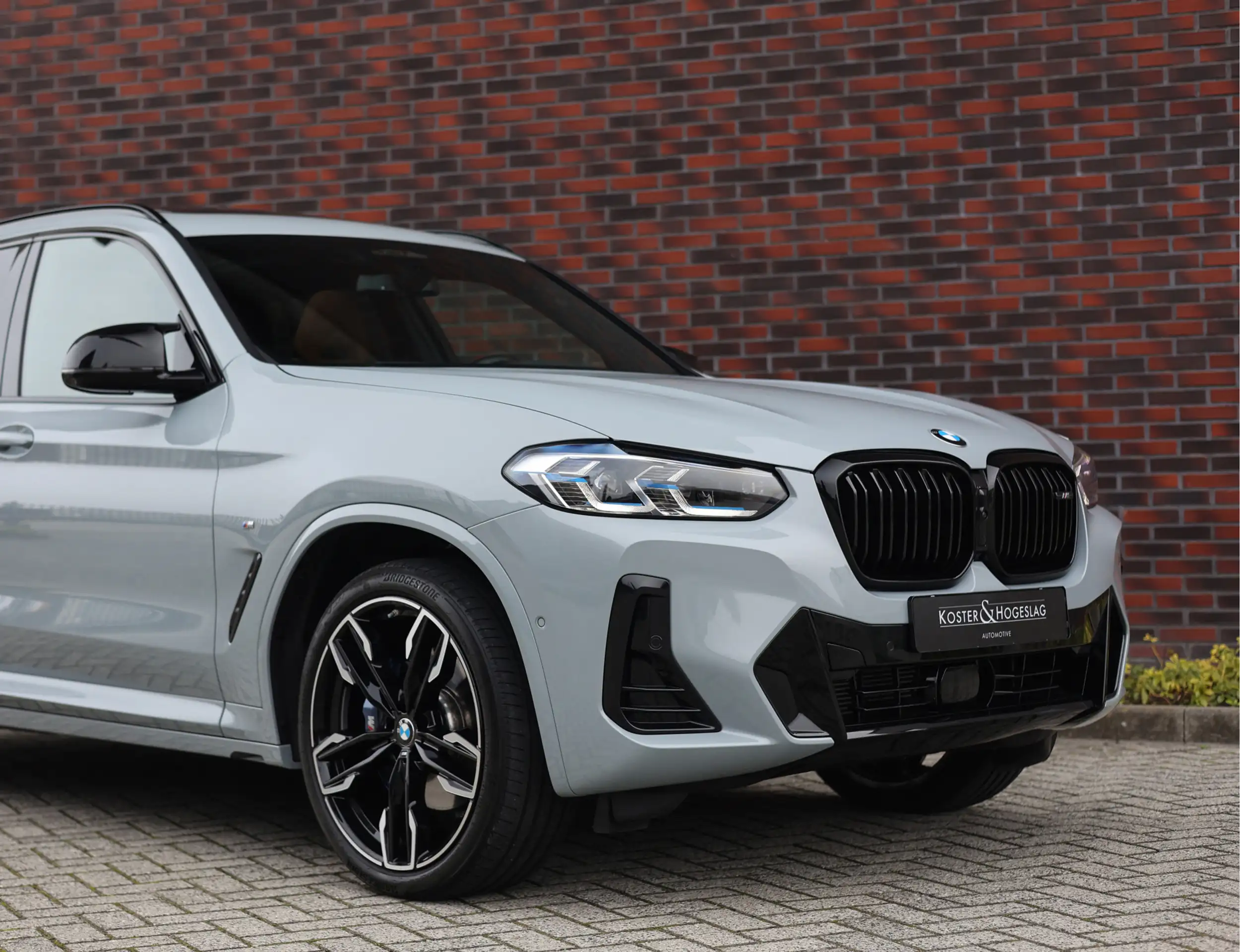 BMW - X3