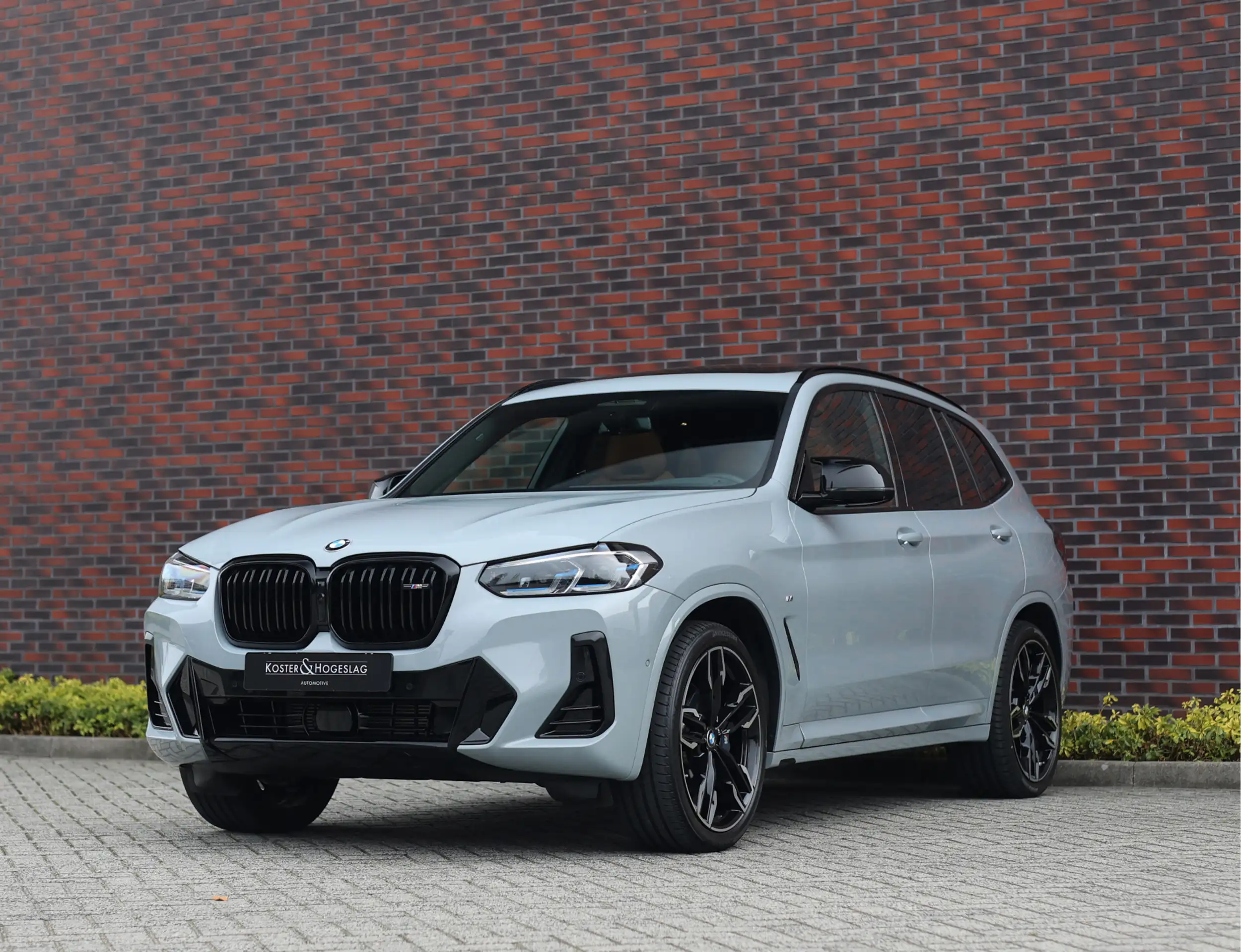 BMW - X3