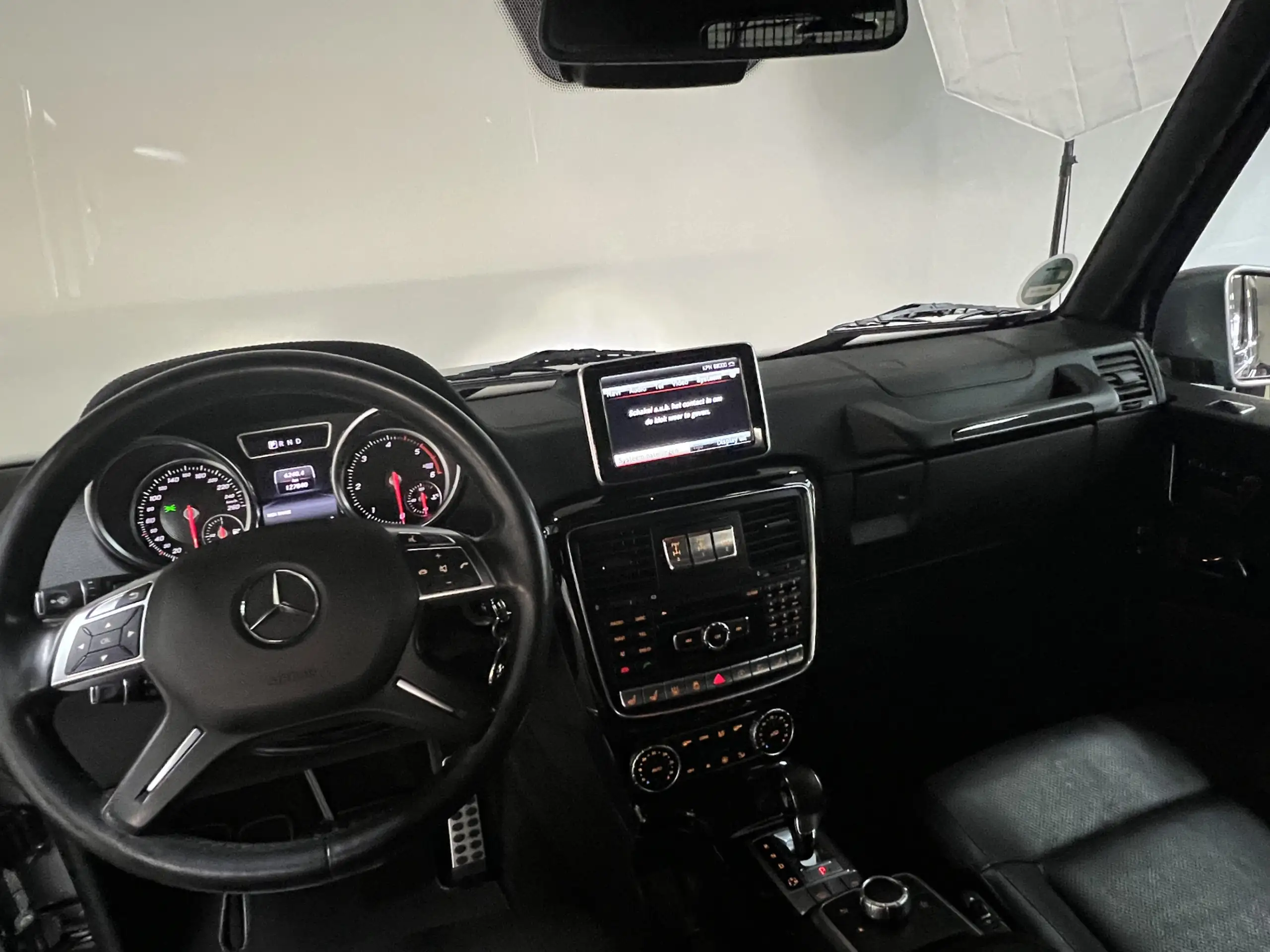 Mercedes-Benz - G 350