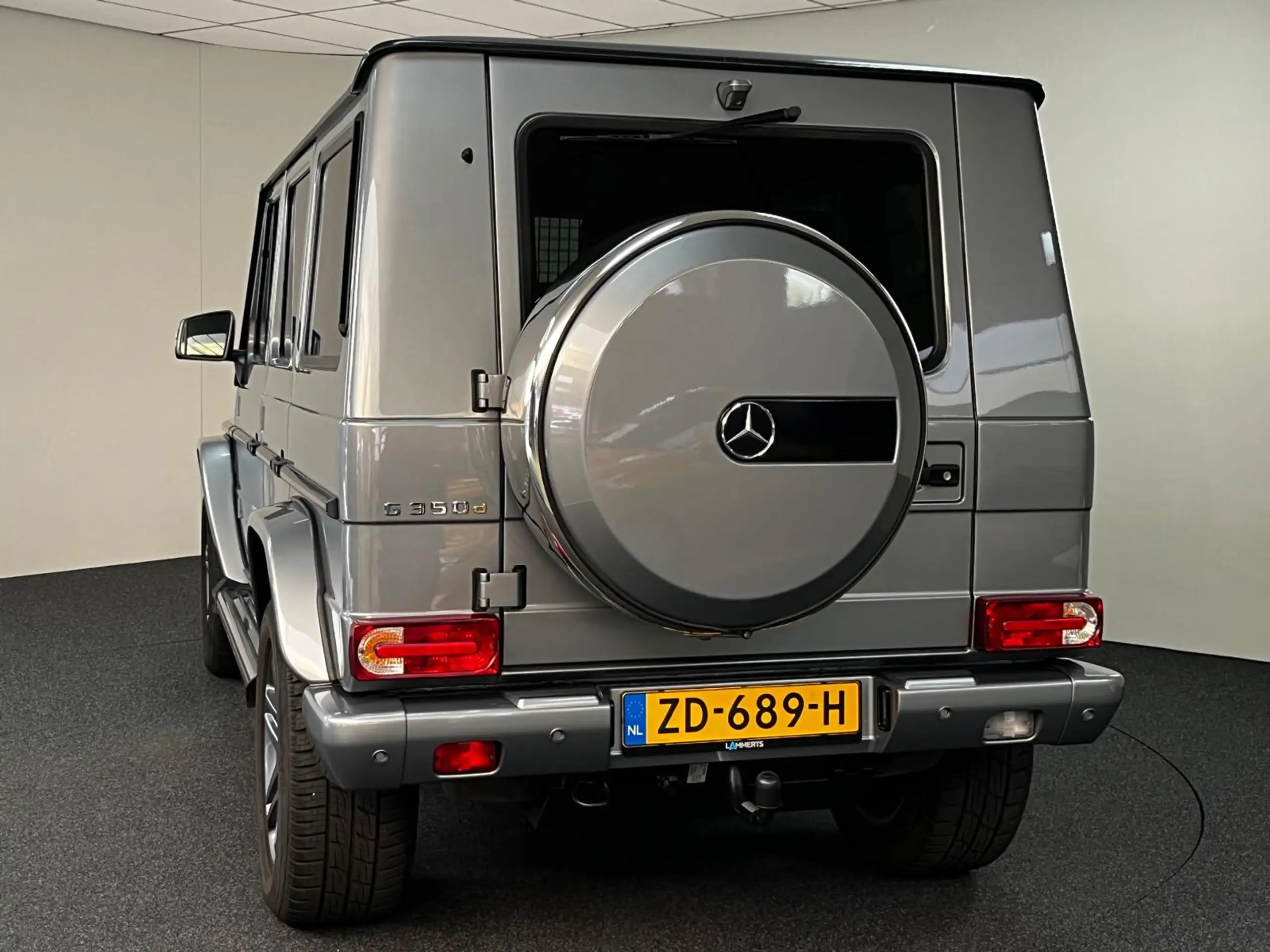 Mercedes-Benz - G 350