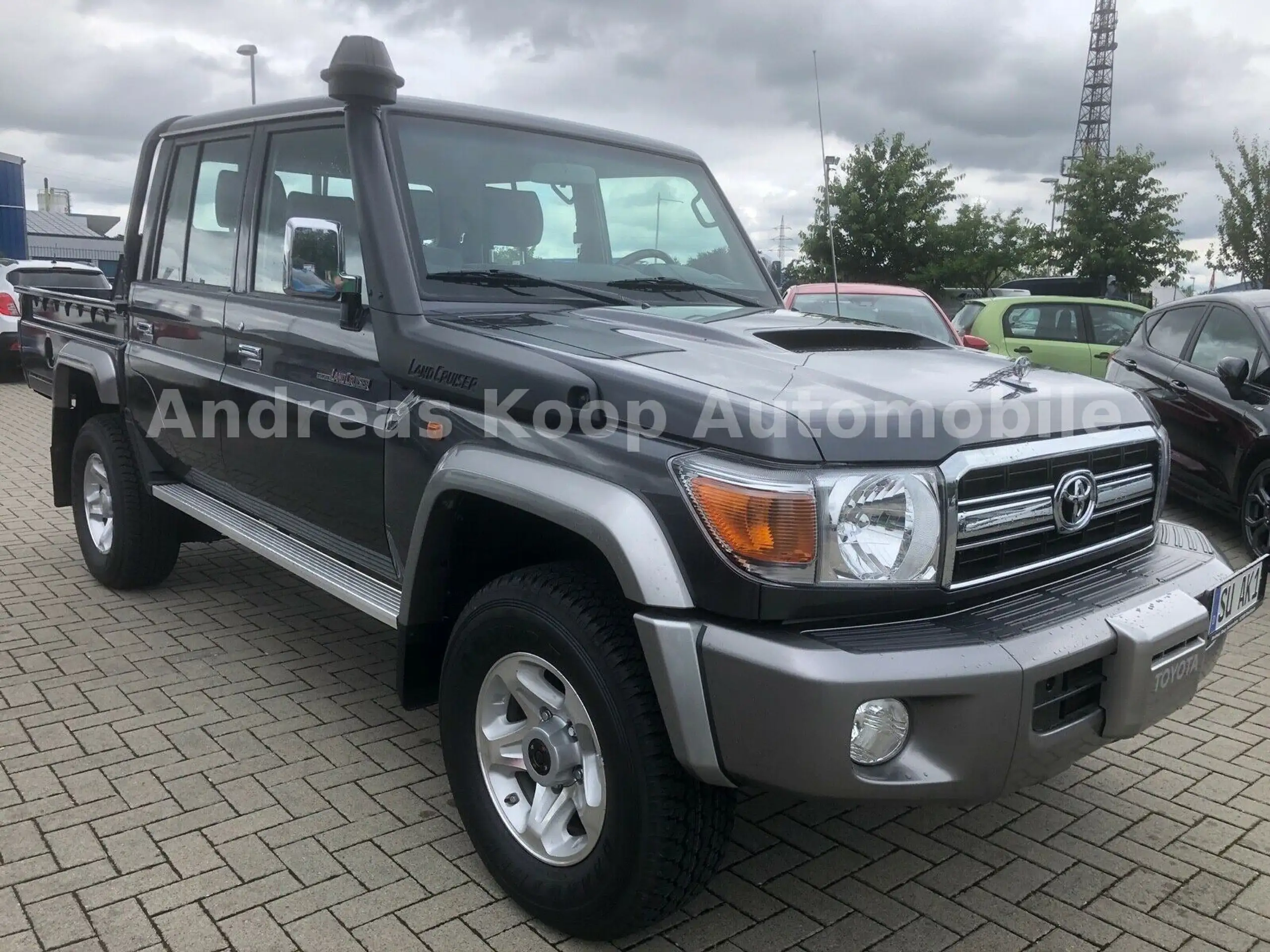 Toyota - Land Cruiser