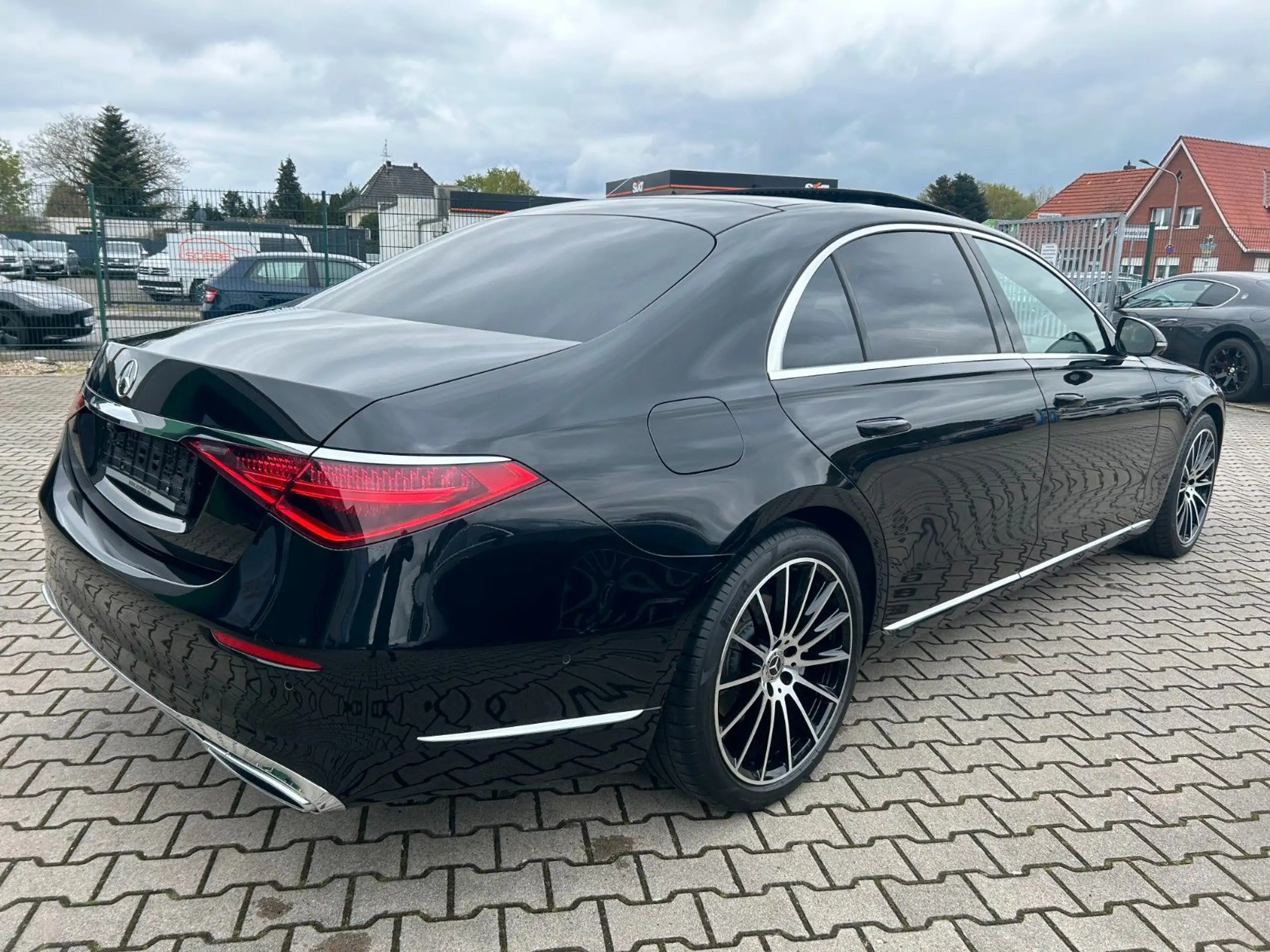 Mercedes-Benz - S 350