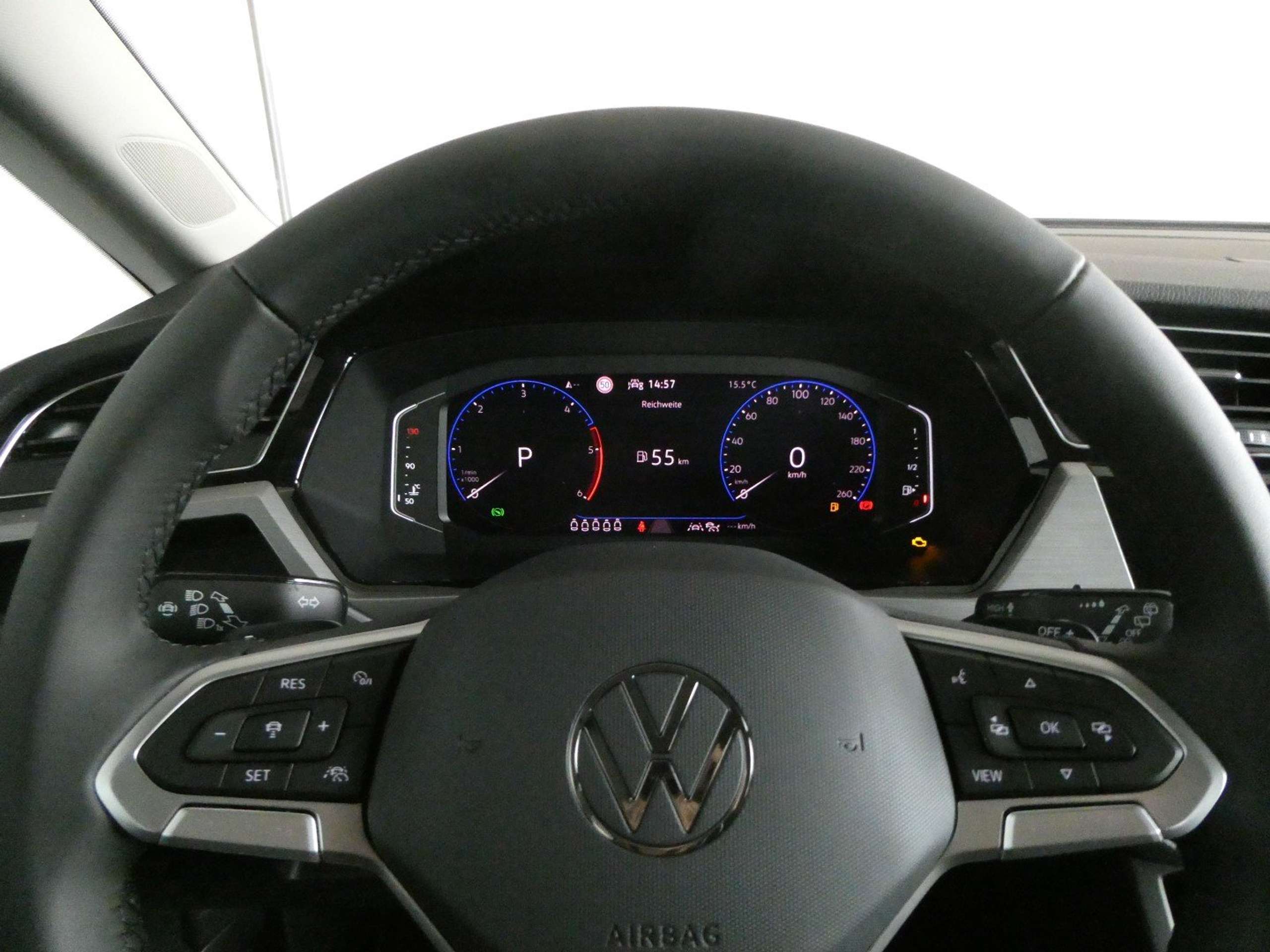 Volkswagen - Touran