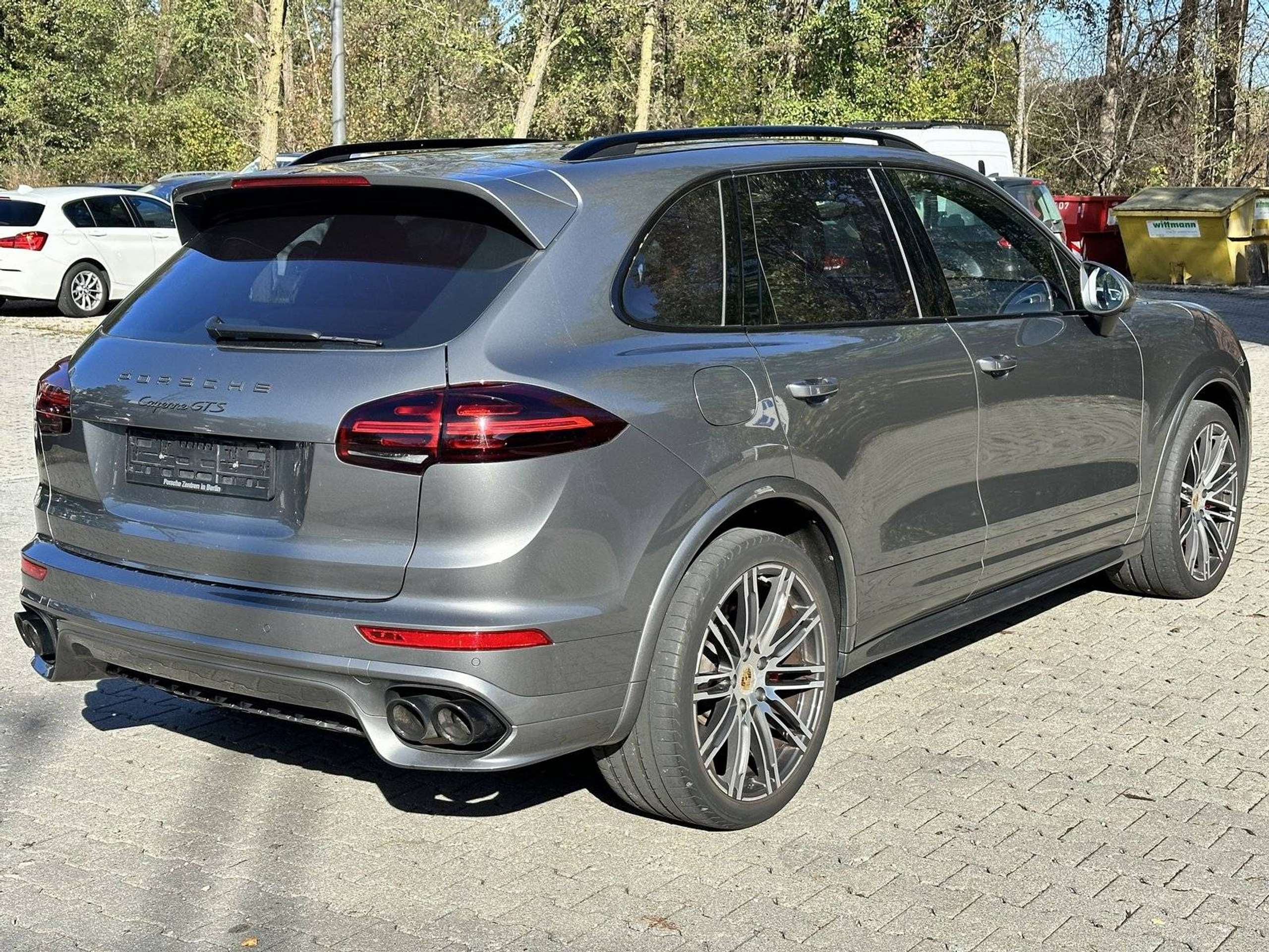 Porsche - Cayenne