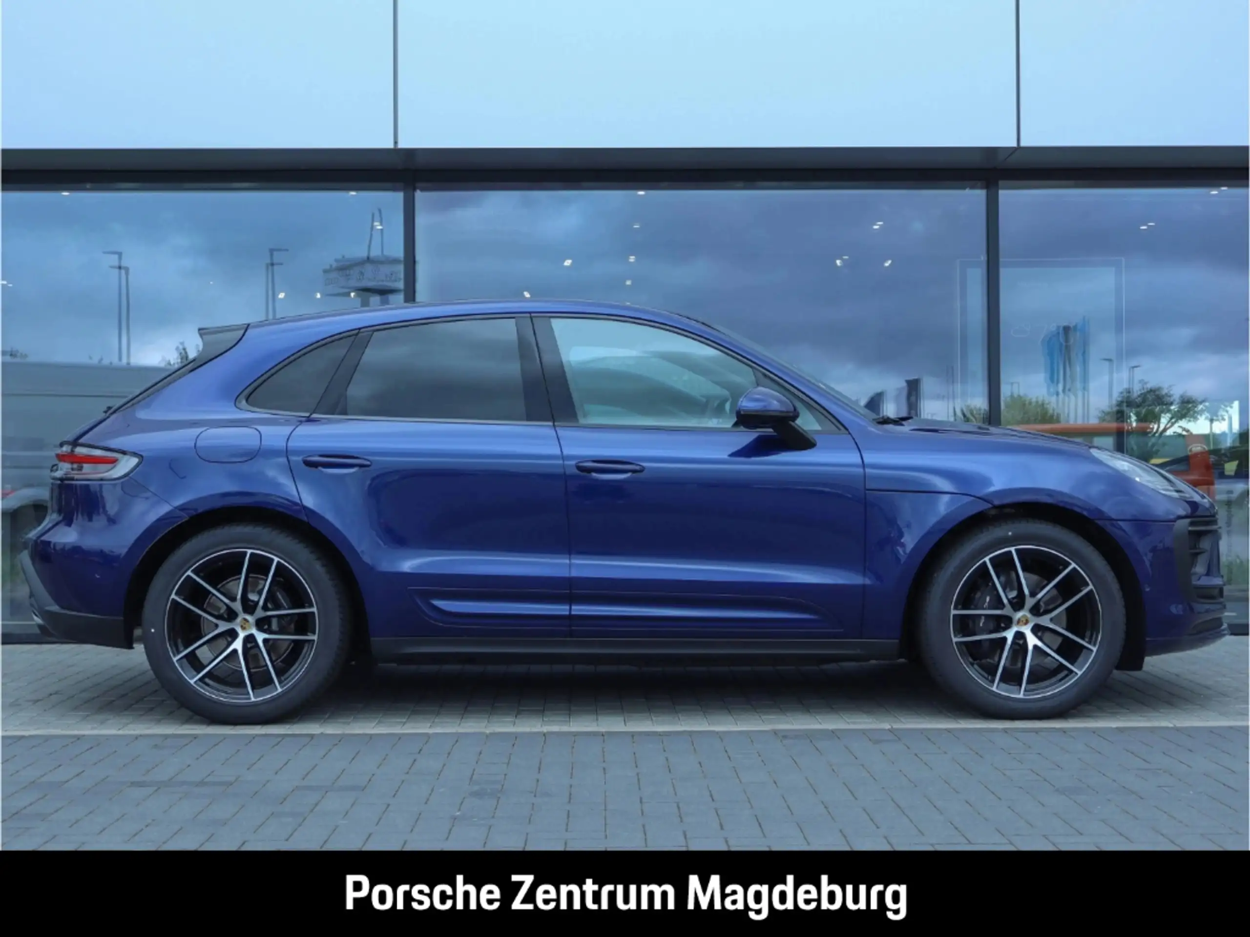 Porsche - Macan