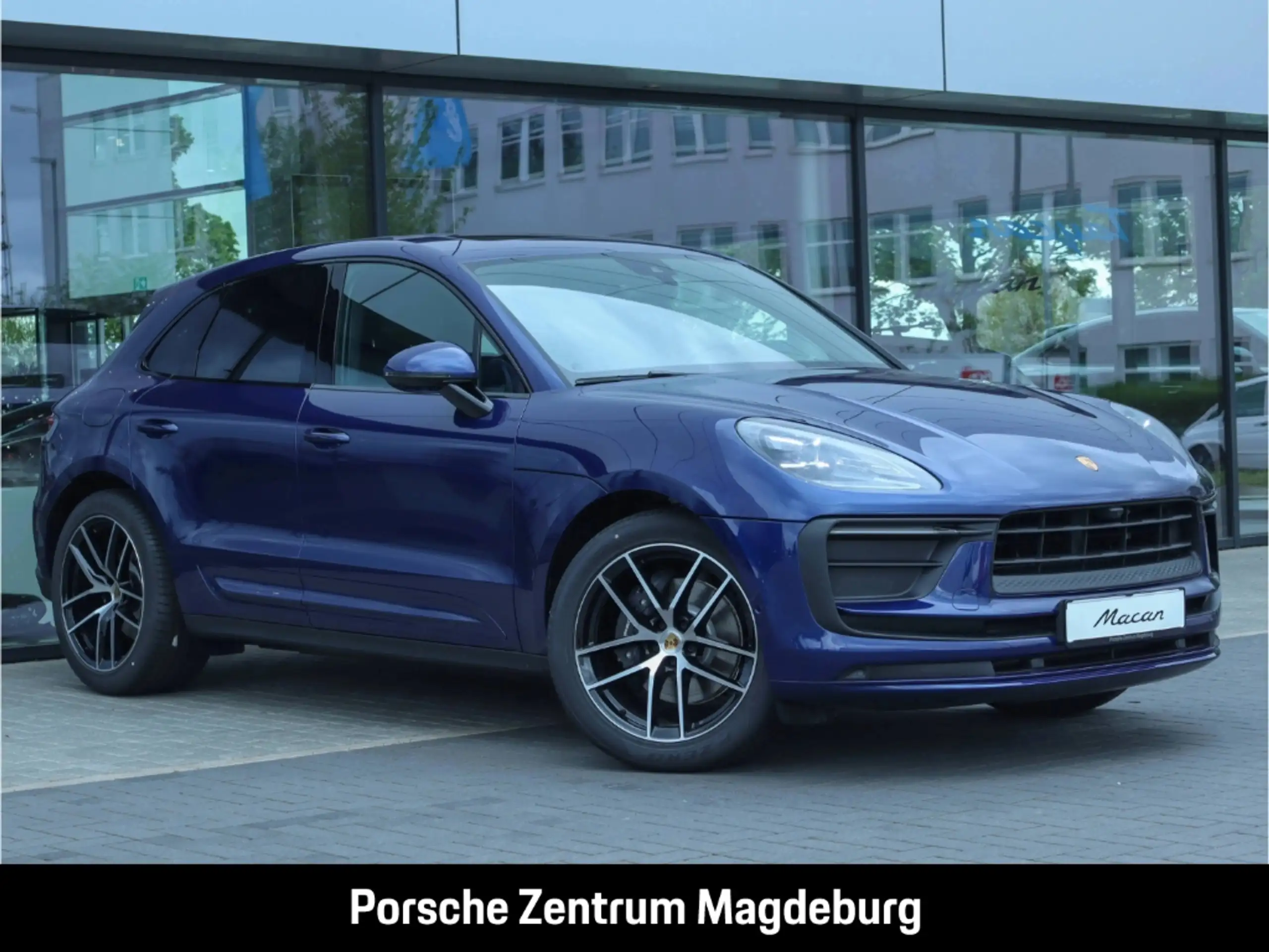 Porsche - Macan