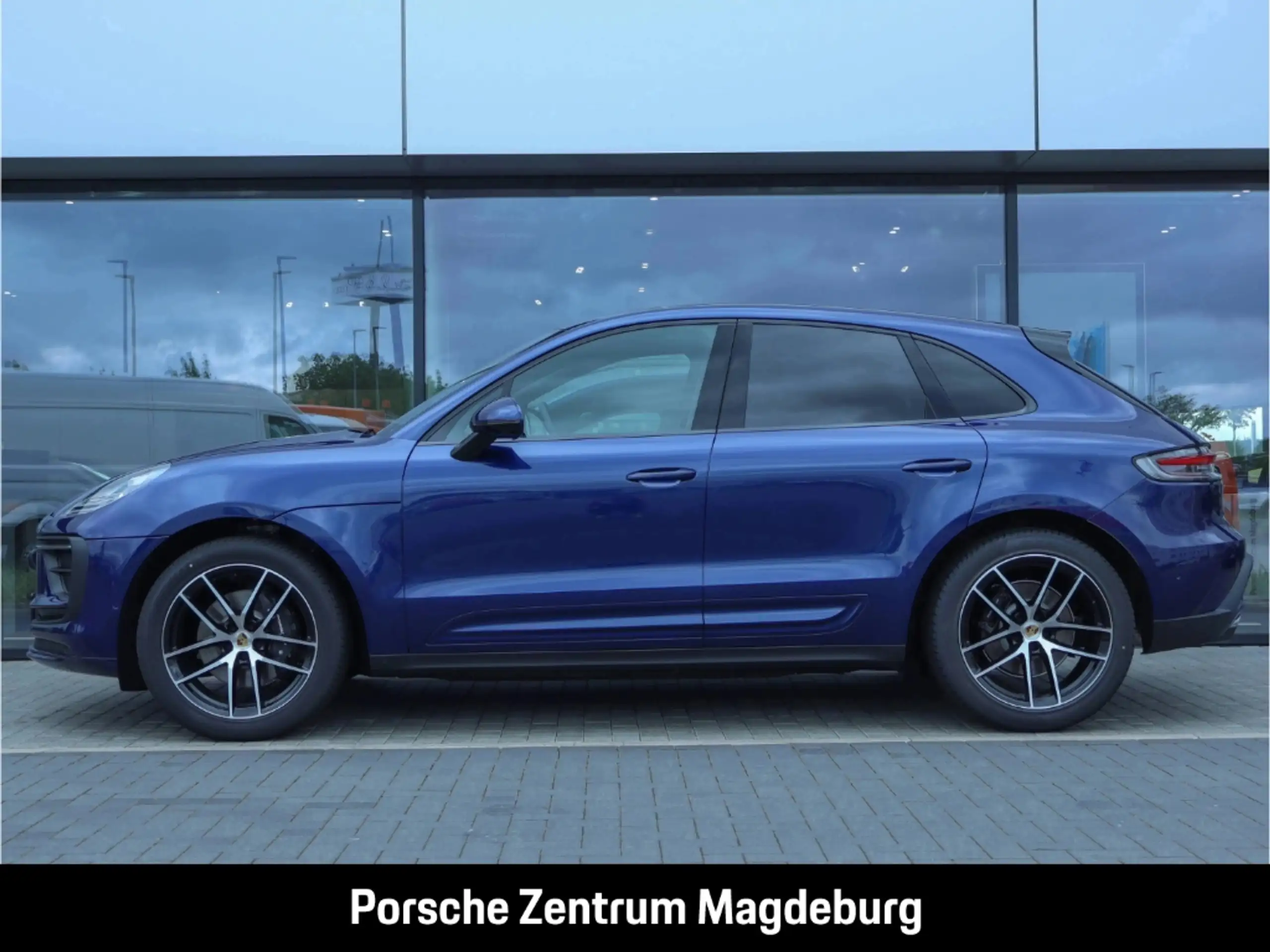 Porsche - Macan