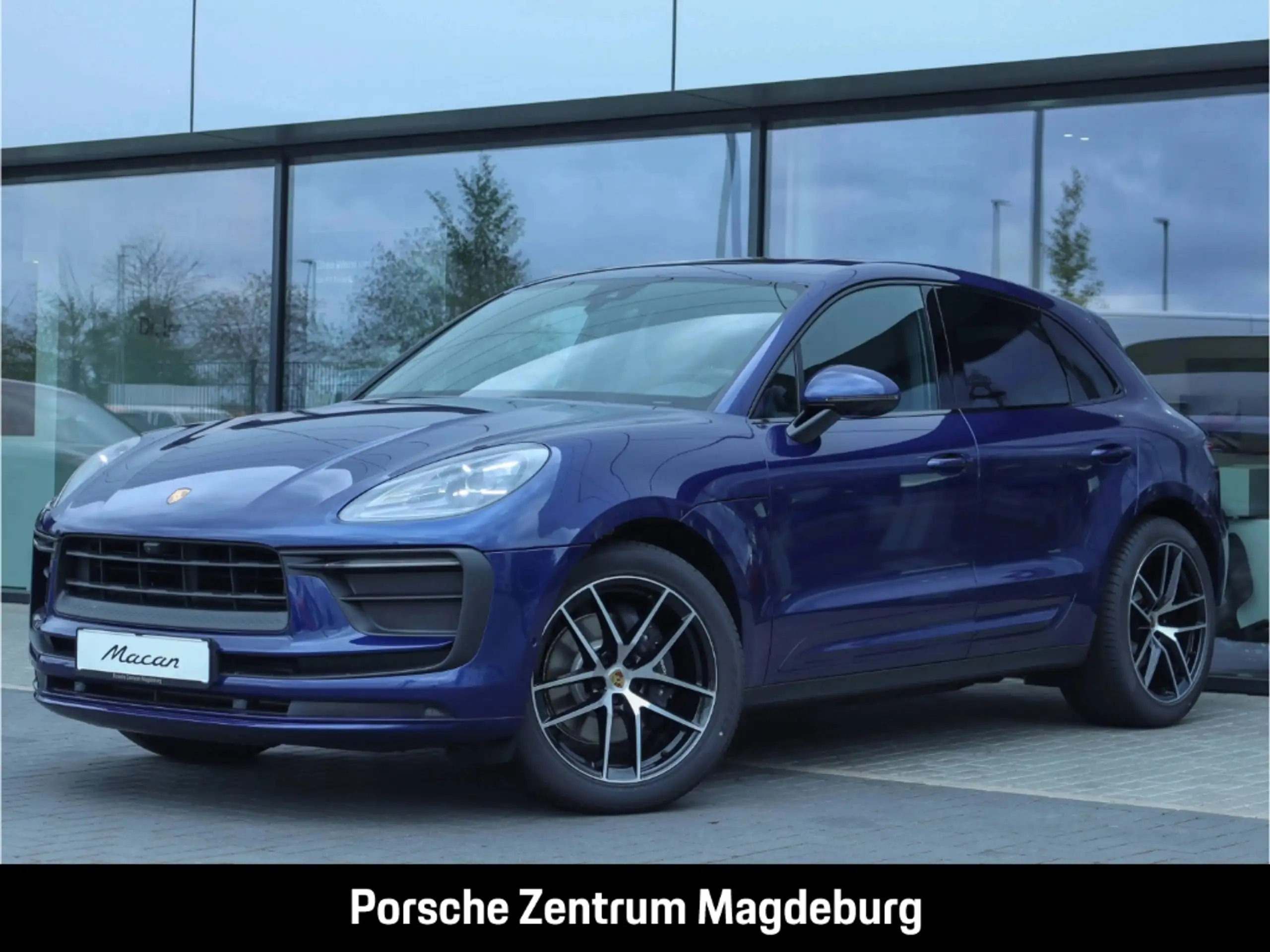 Porsche - Macan