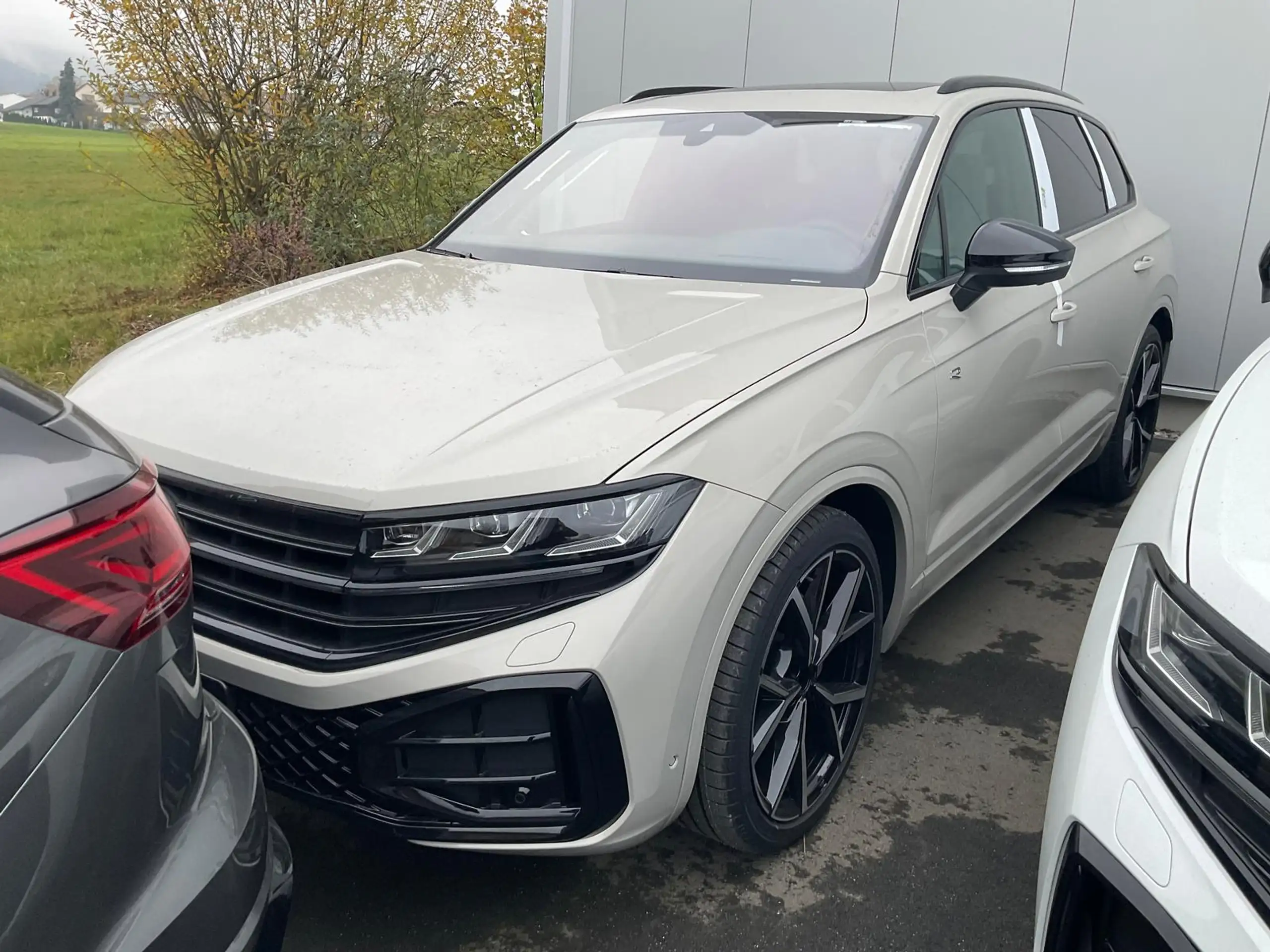 Volkswagen - Touareg