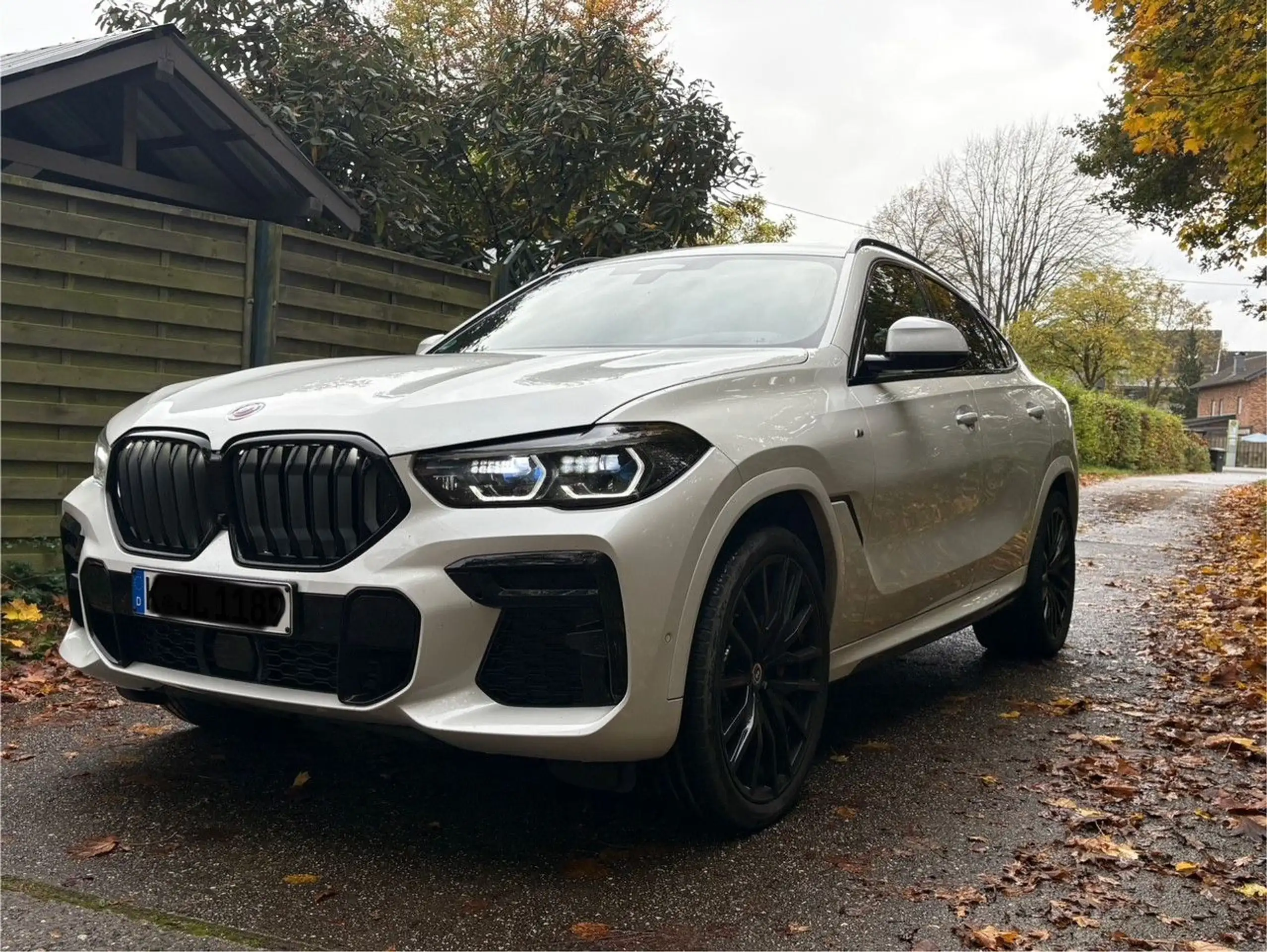 BMW - X6