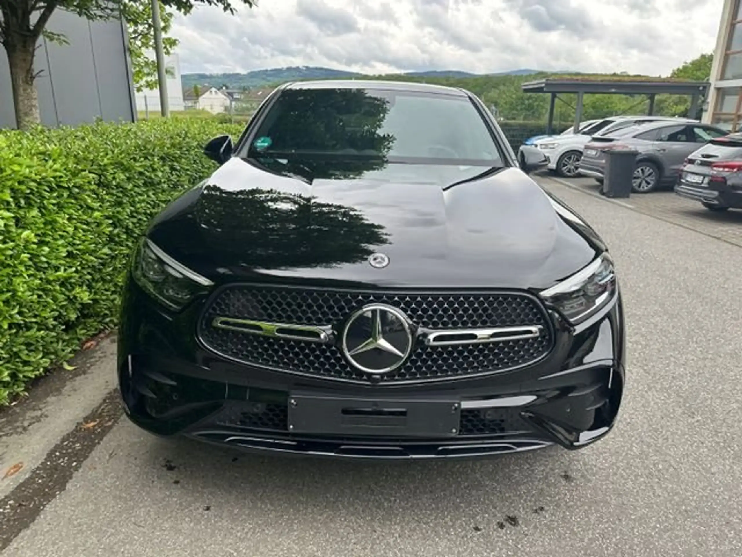 Mercedes-Benz - GLC 300