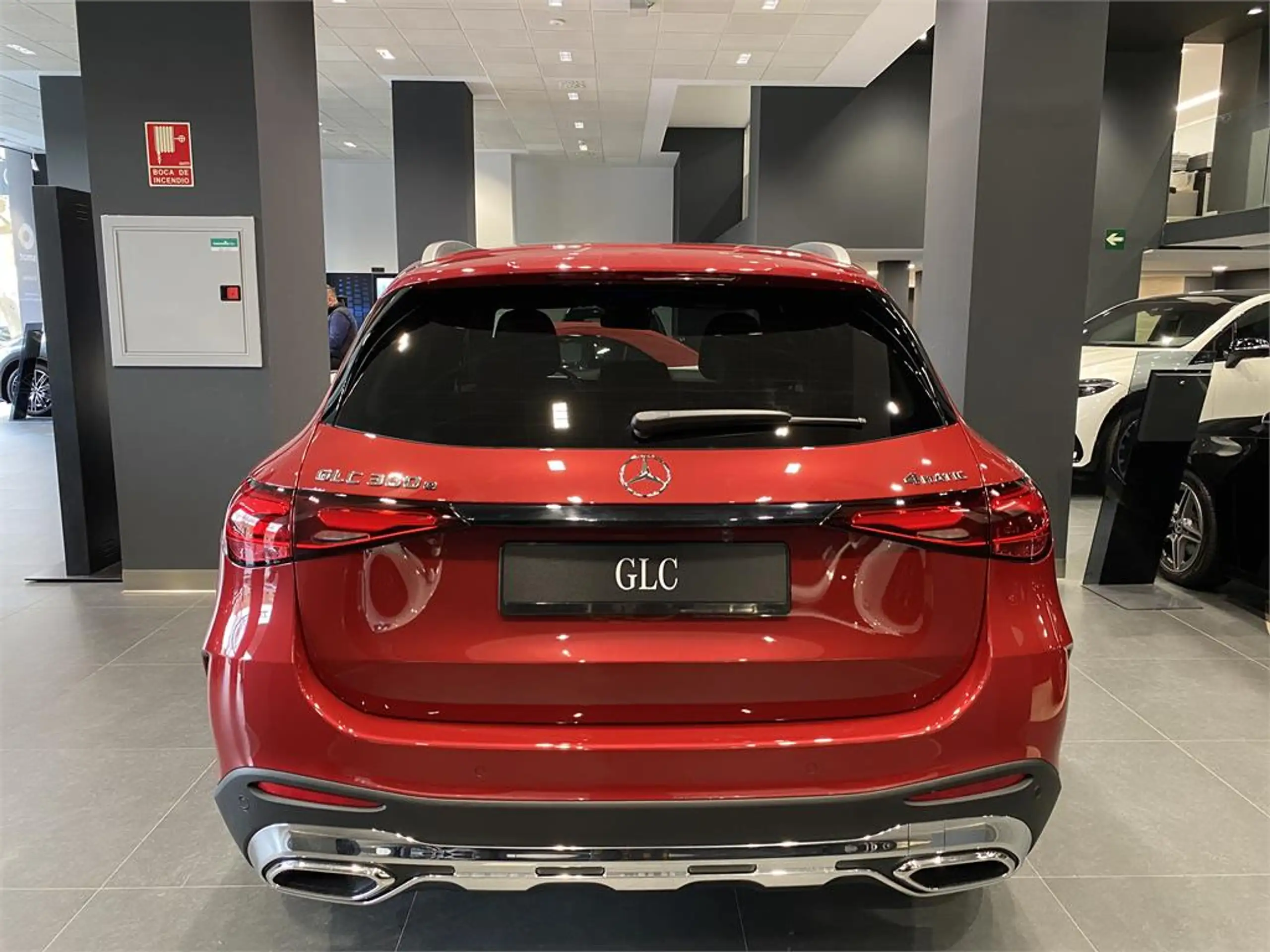 Mercedes-Benz - GLC 300