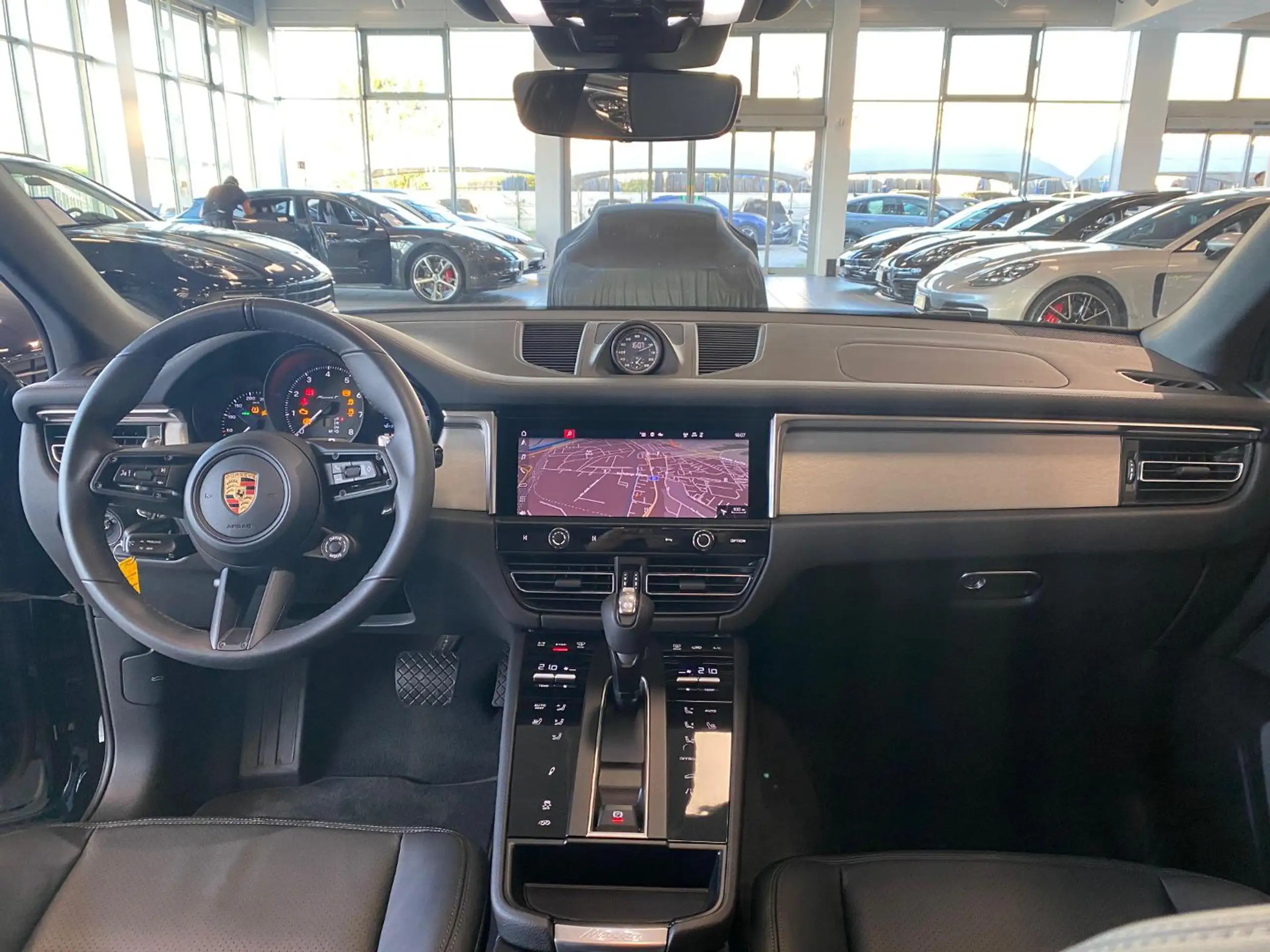 Porsche - Macan