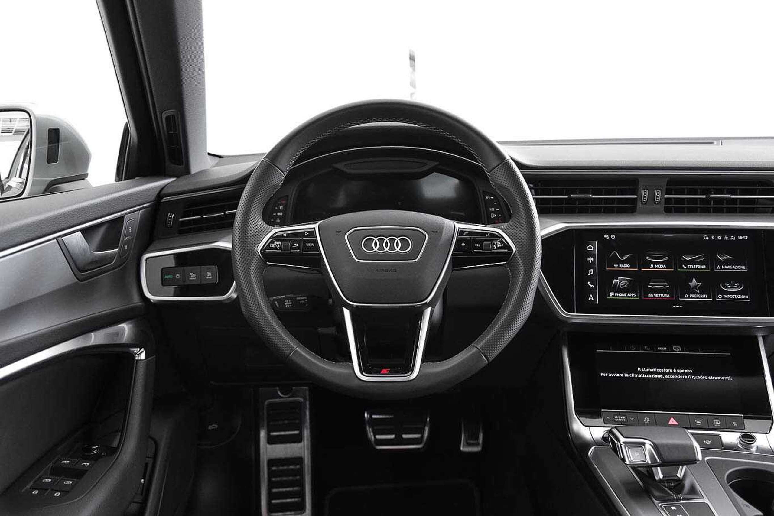 Audi - A6