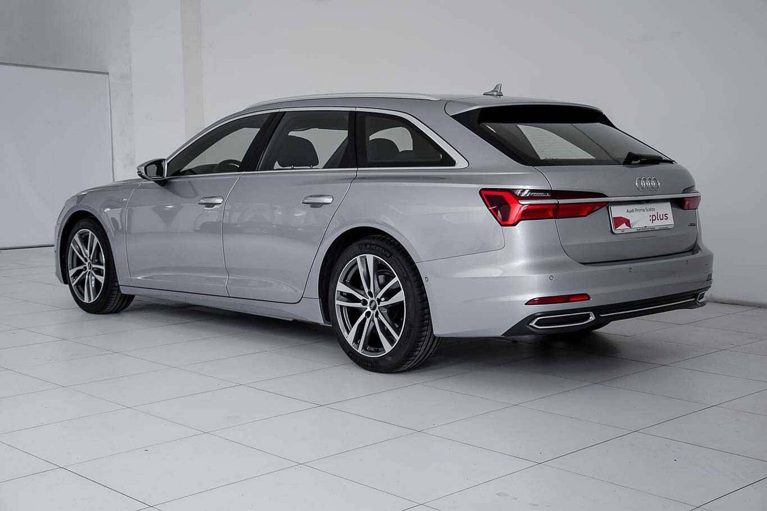 Audi - A6