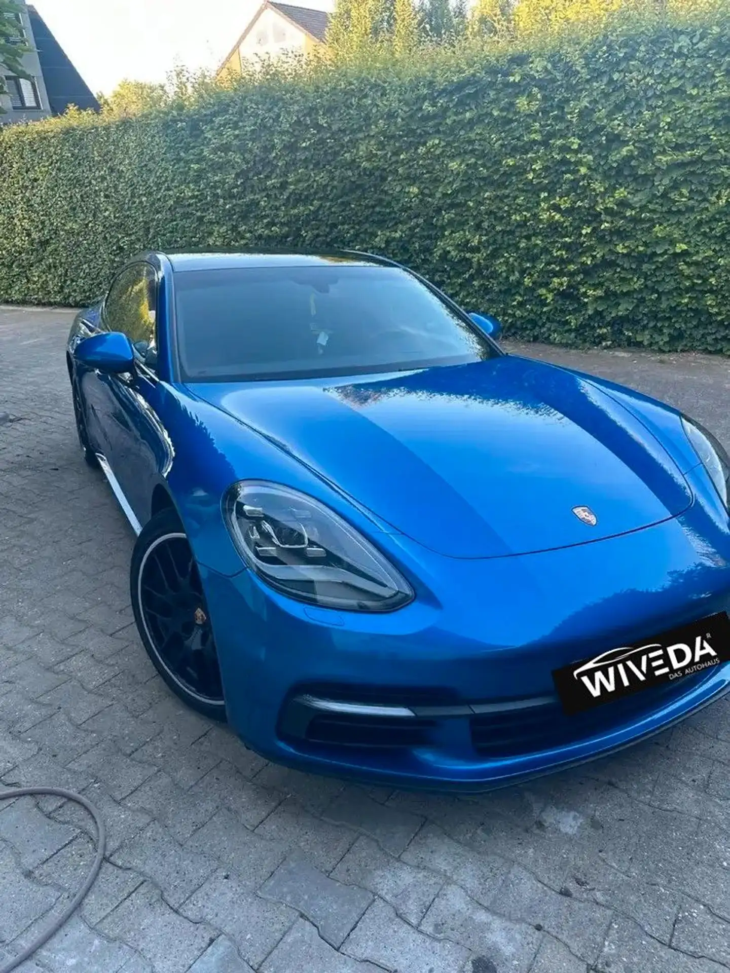 Porsche - Panamera