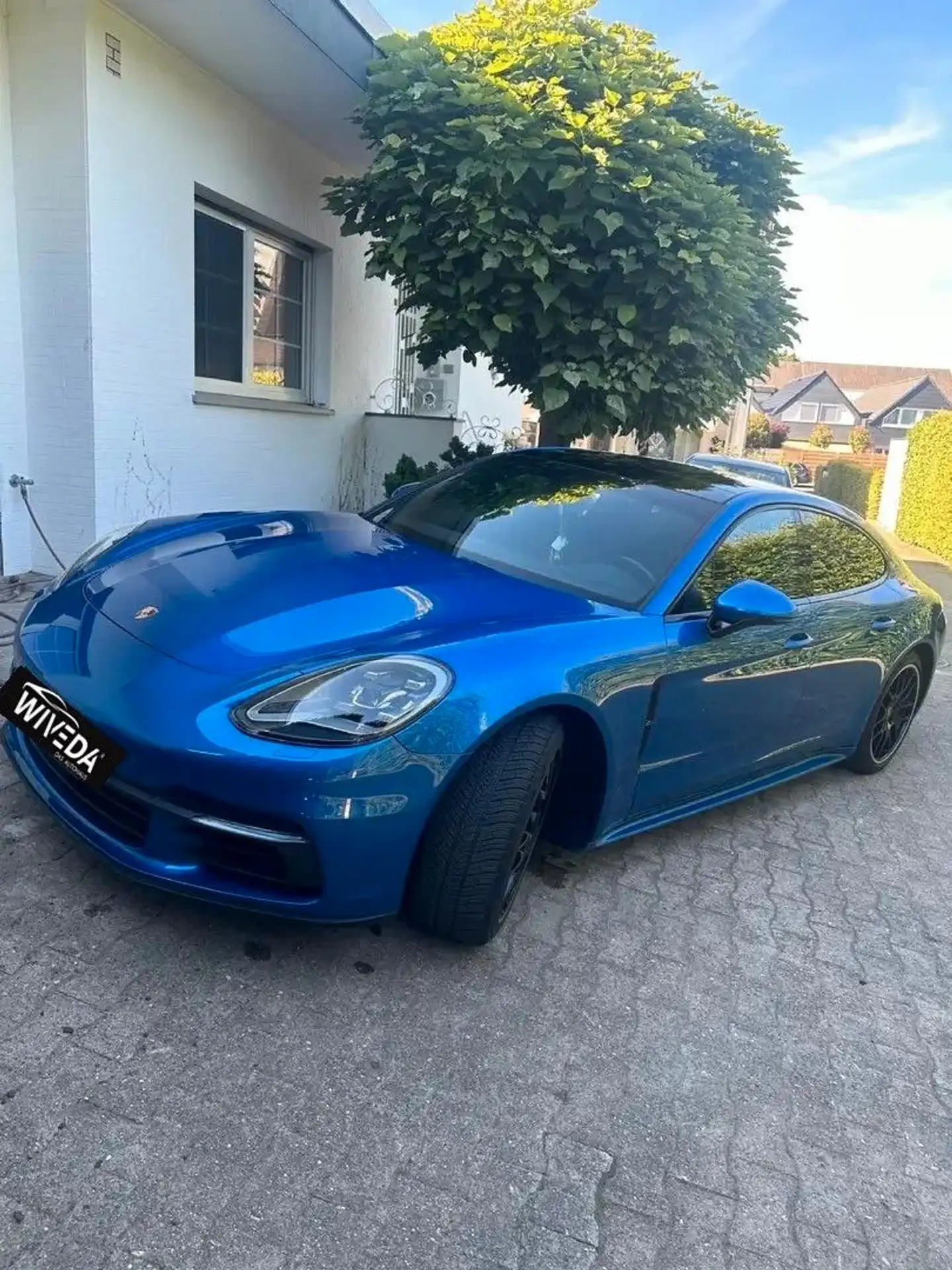 Porsche - Panamera