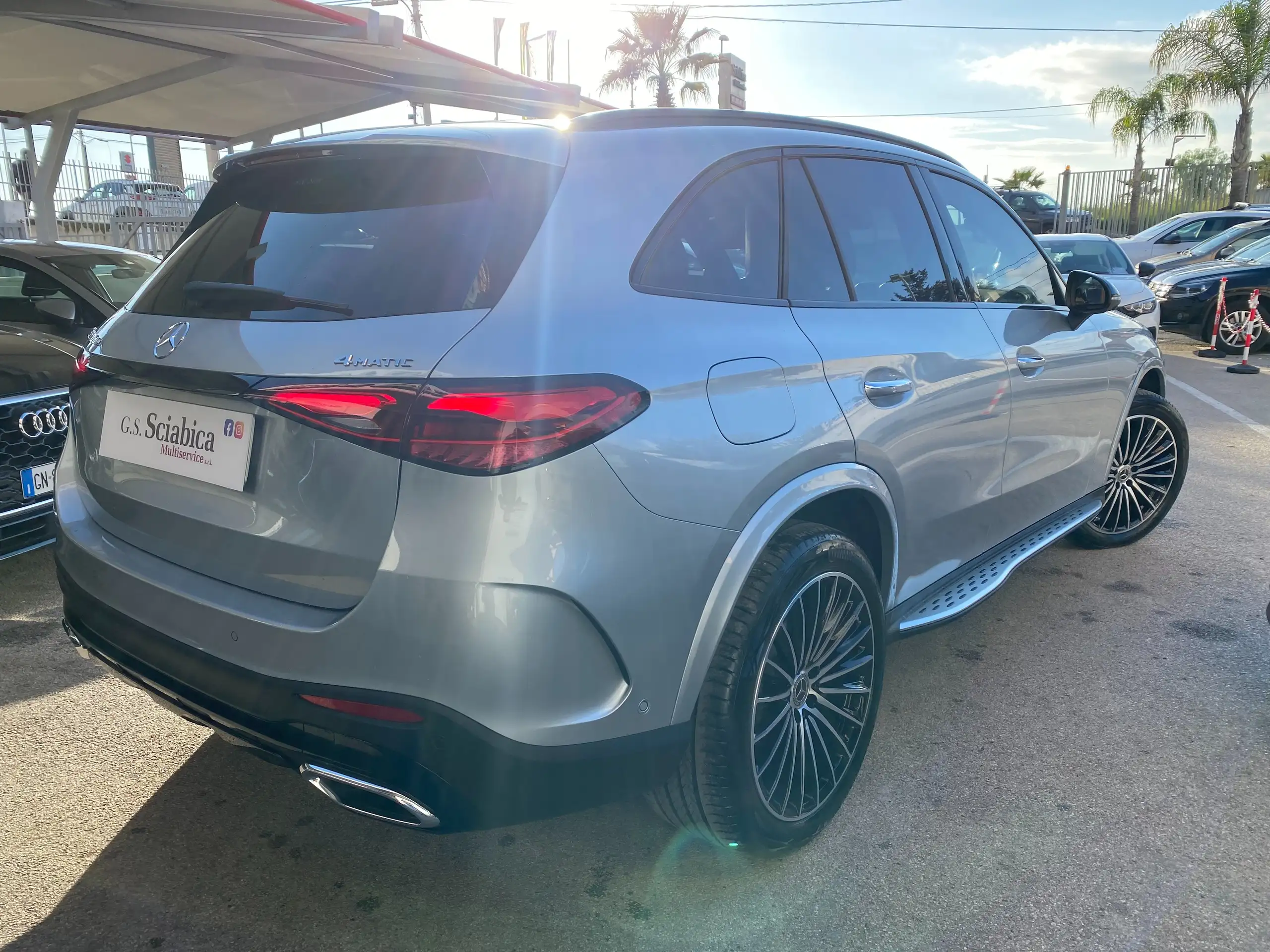 Mercedes-Benz - GLC 300