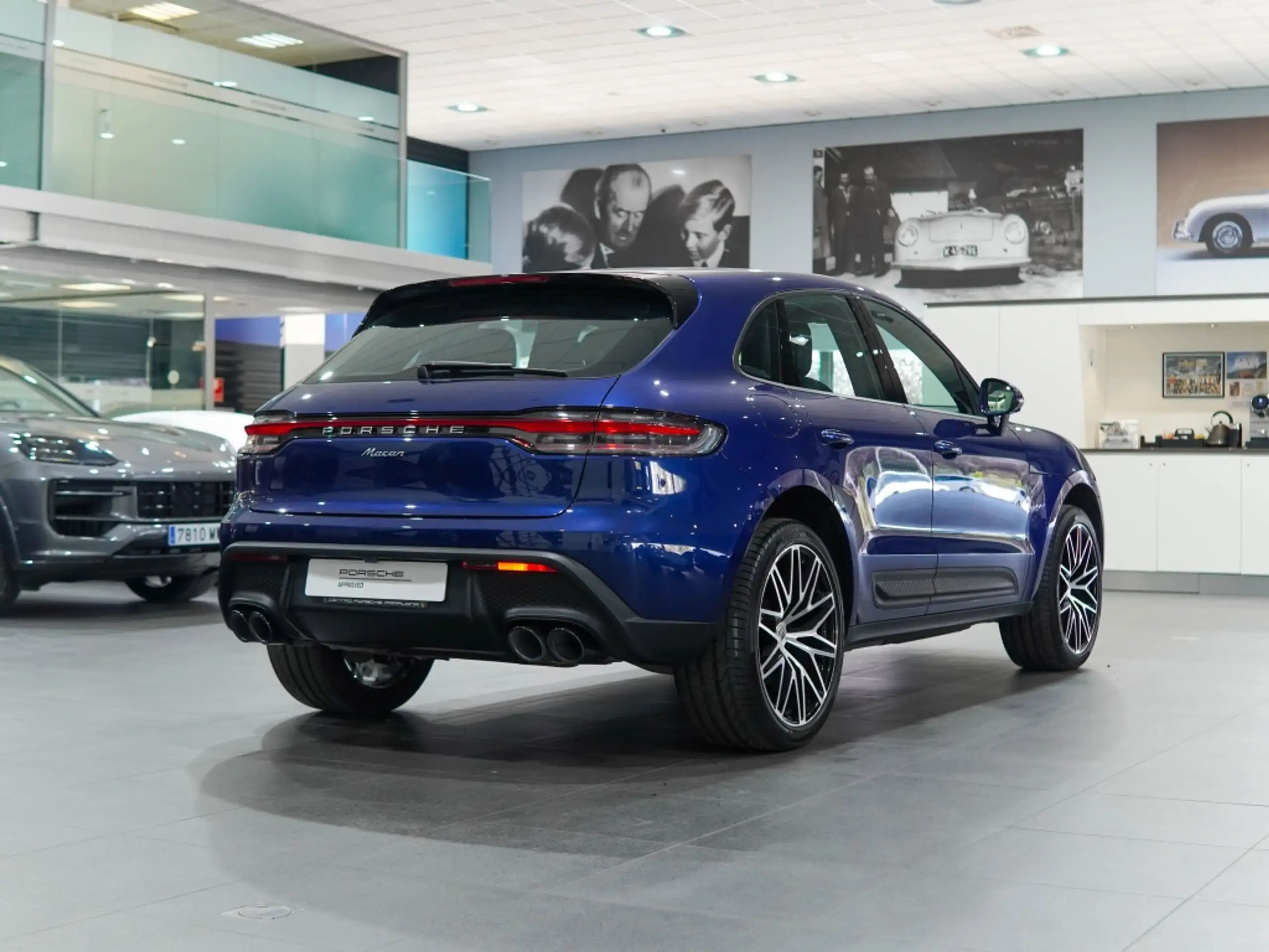 Porsche - Macan