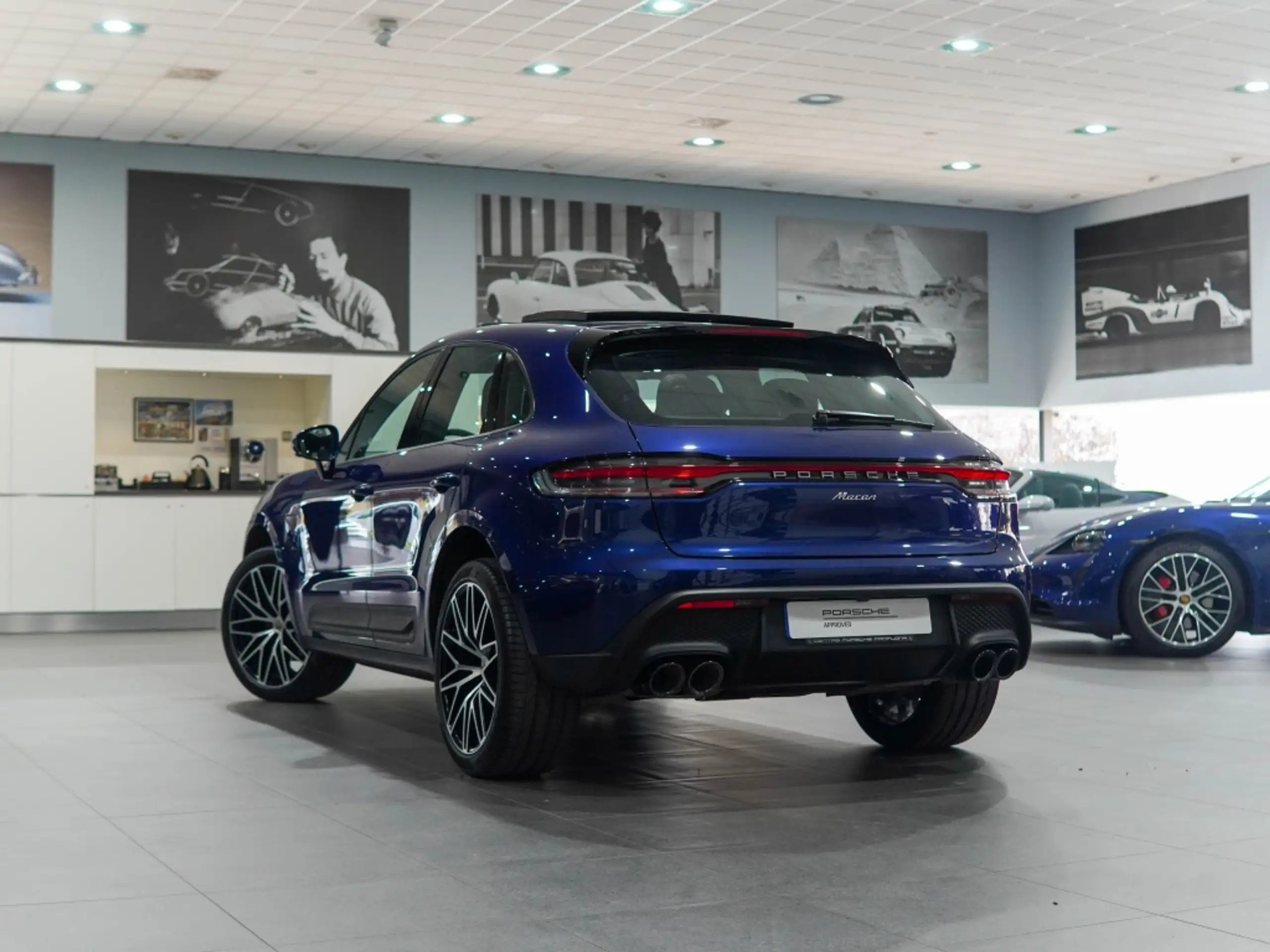 Porsche - Macan