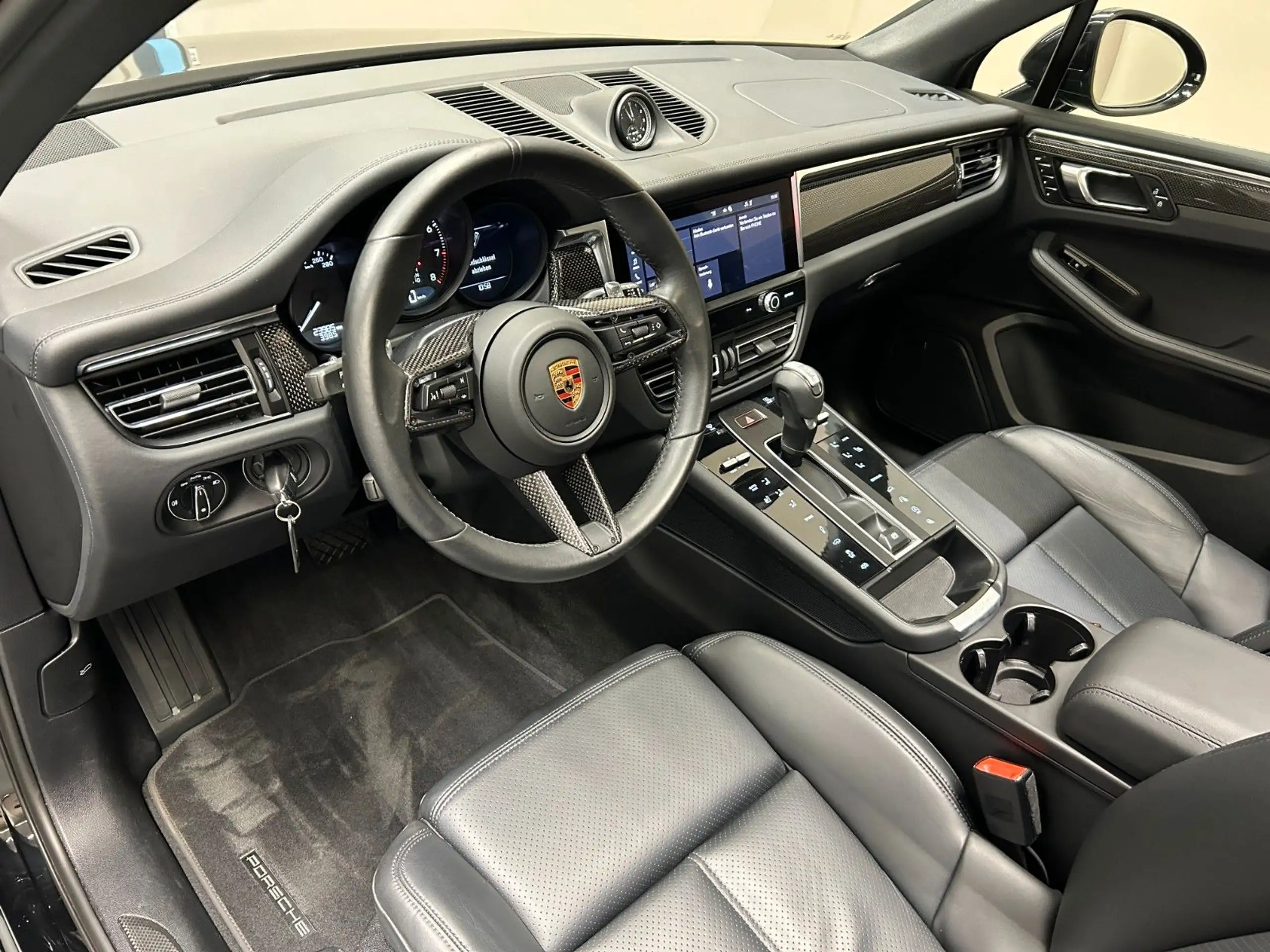 Porsche - Macan