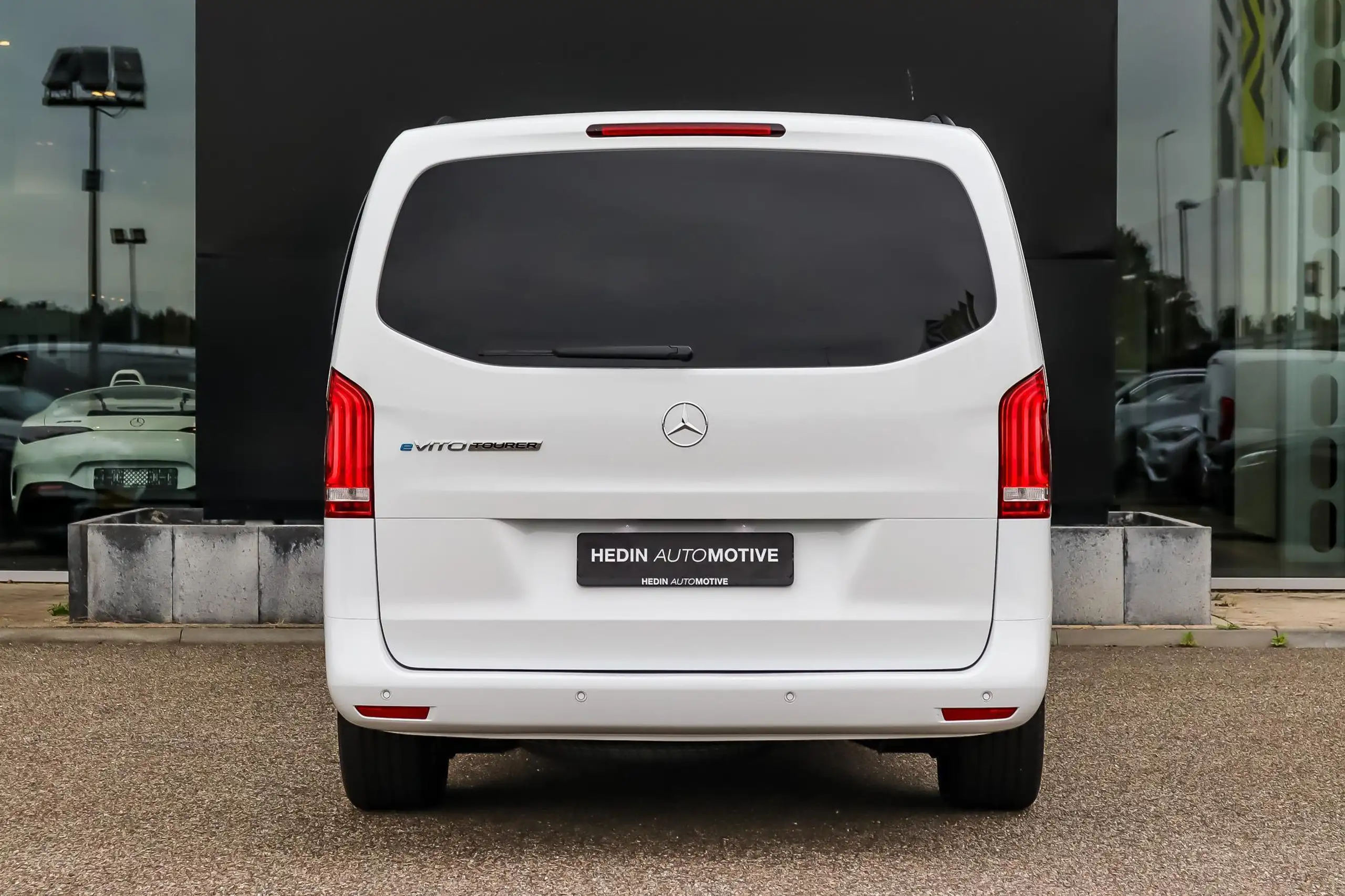 Mercedes-Benz - Vito